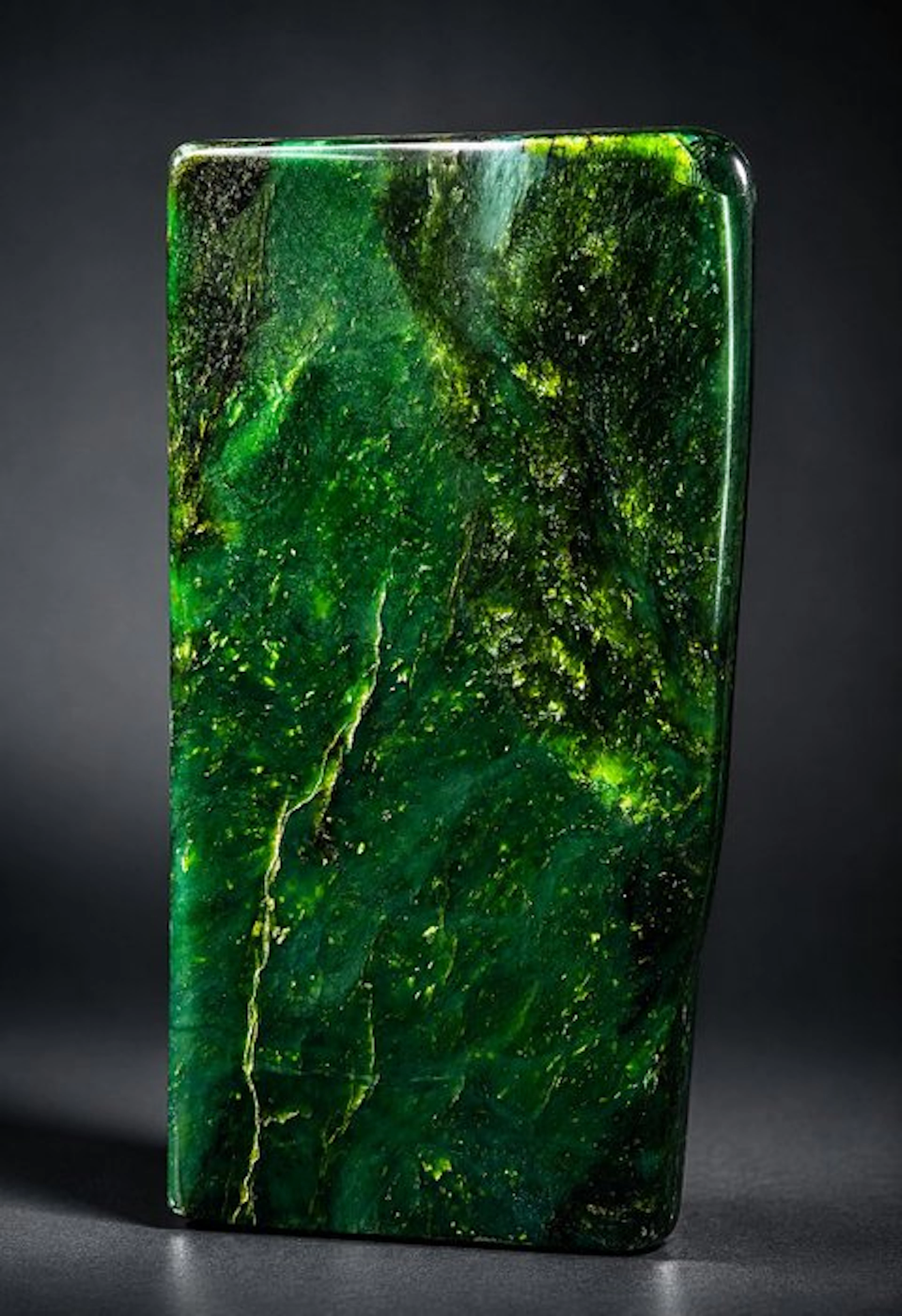Exquisite Nephrite Jade Display Piece – Top-Quality...