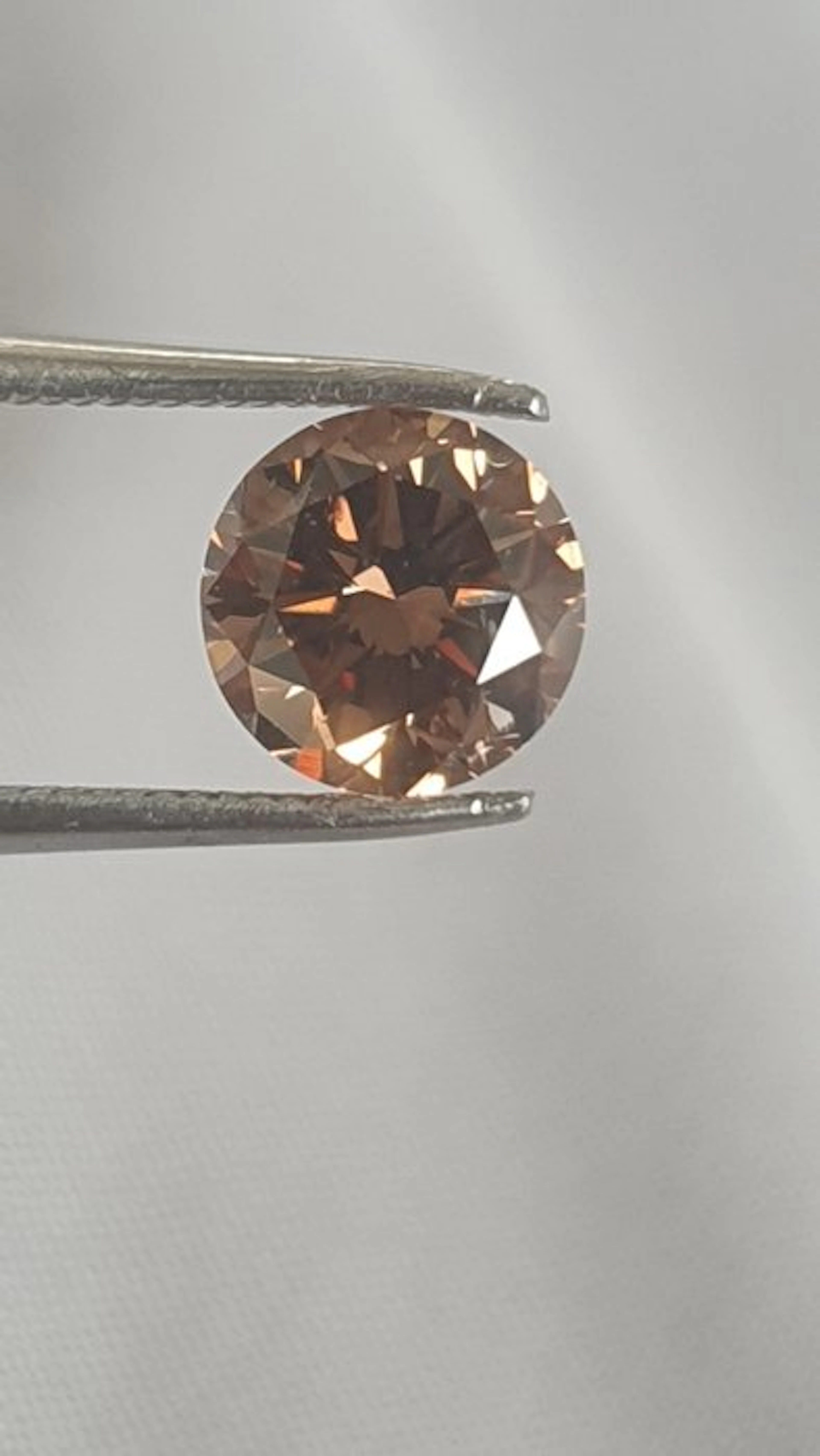 1 pcs Diamond (Natural coloured) - 0.80 ct - Round...