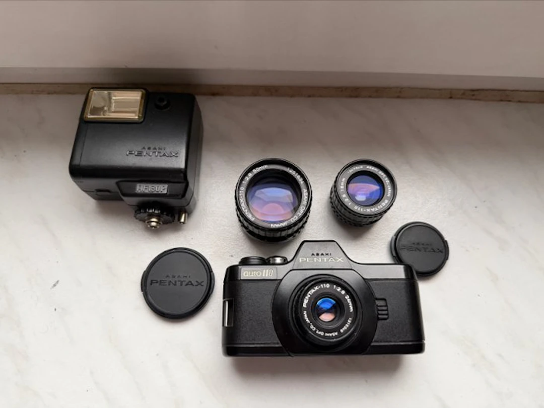 Pentax auto 110 + 2,8/18mm + 2,8/24mm + 2,8/50mm | Analogue camera
