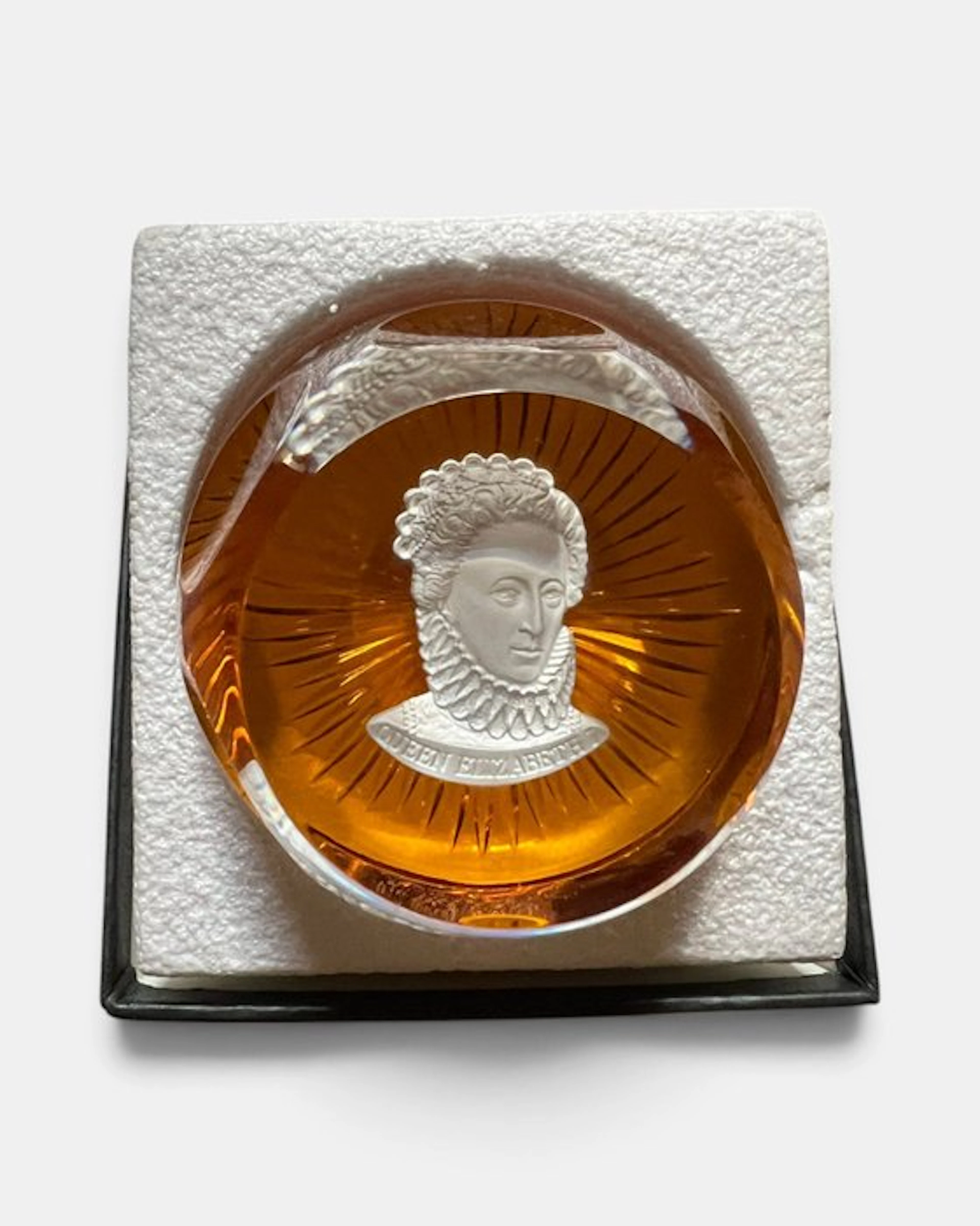 Franklin Mint - Sculpture, Tris di camei - 70 cm - Glass