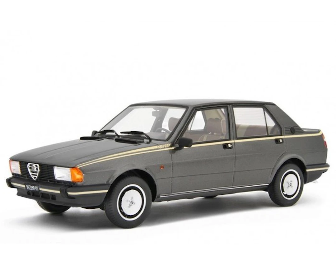 Laudoracing 1:18 - Model sedan - Alfa Romeo Giulietta 2.0 Super 1981 Grigio