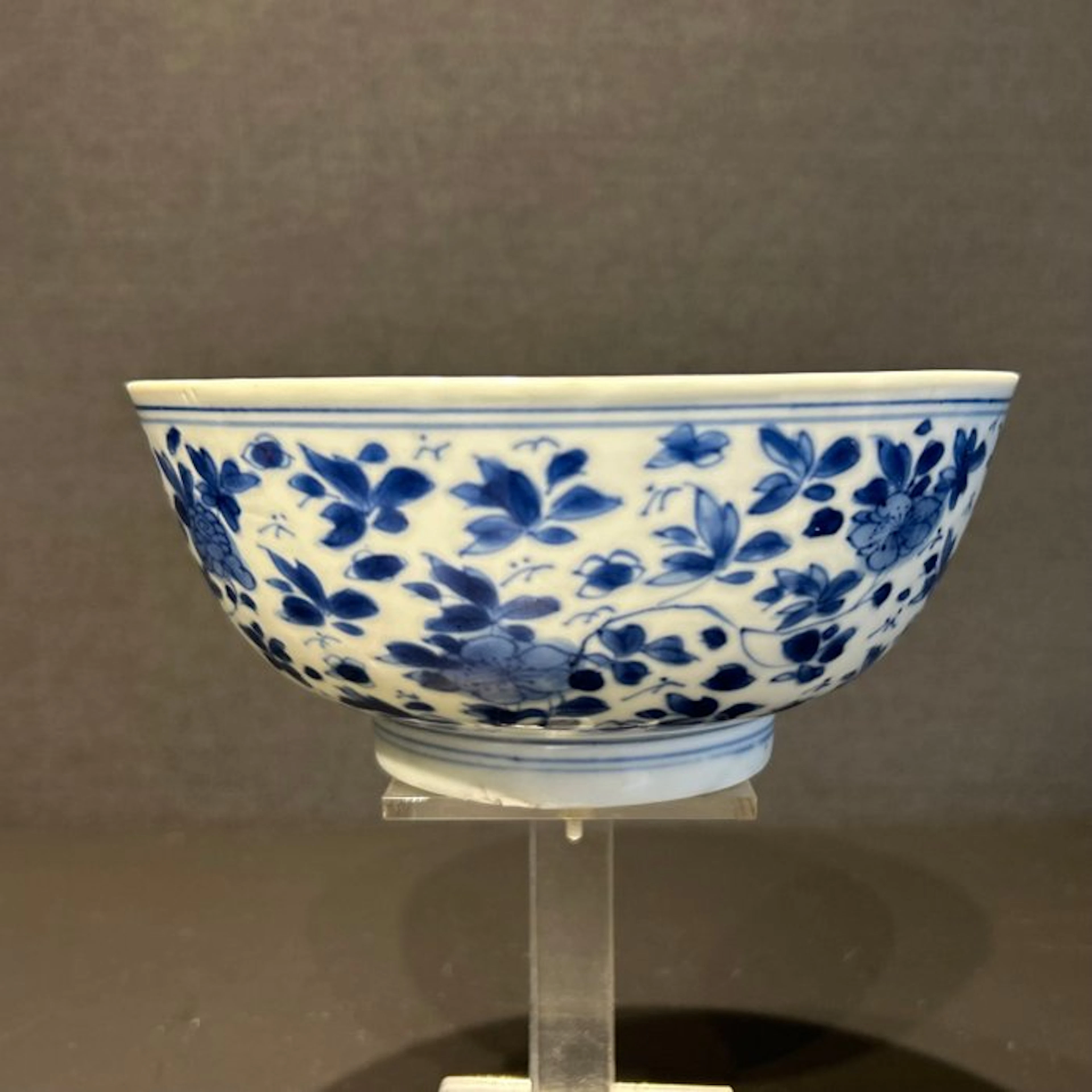 Bowl - Porcelain - Kangxi blue-and-white bowl
