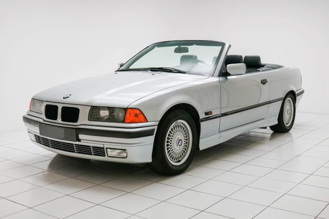 BMW - 325i Cabrio - 1994