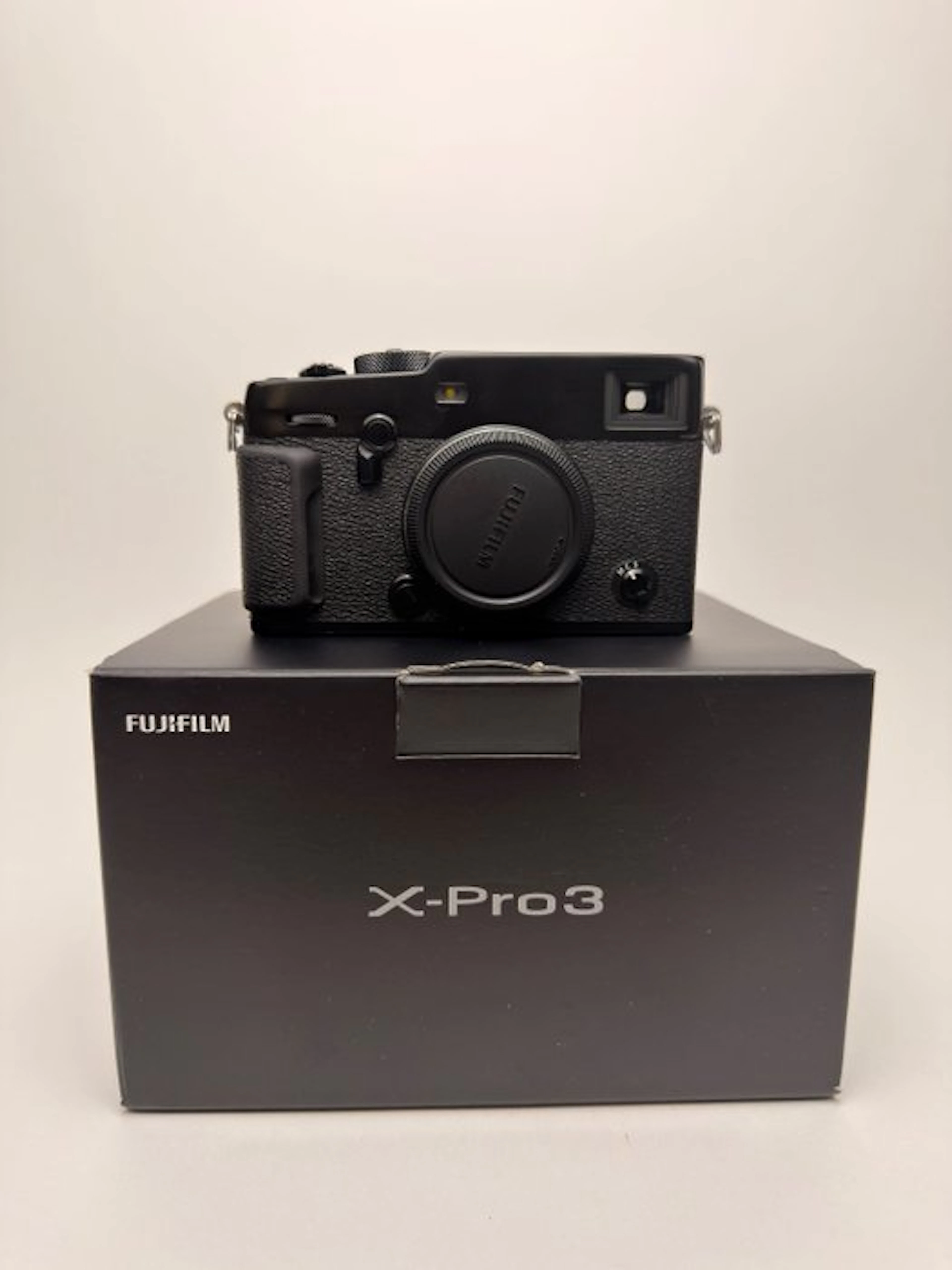 Fujifilm X-Pro3 Mirrorless camera