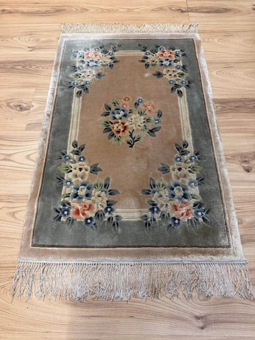 China - Rug - 1.08 m - 0.62 m - Peking Silk floral pur!