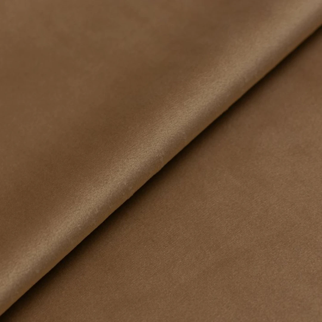 4.00 x 1.40 meters Exclusive high-quality soft velvet...