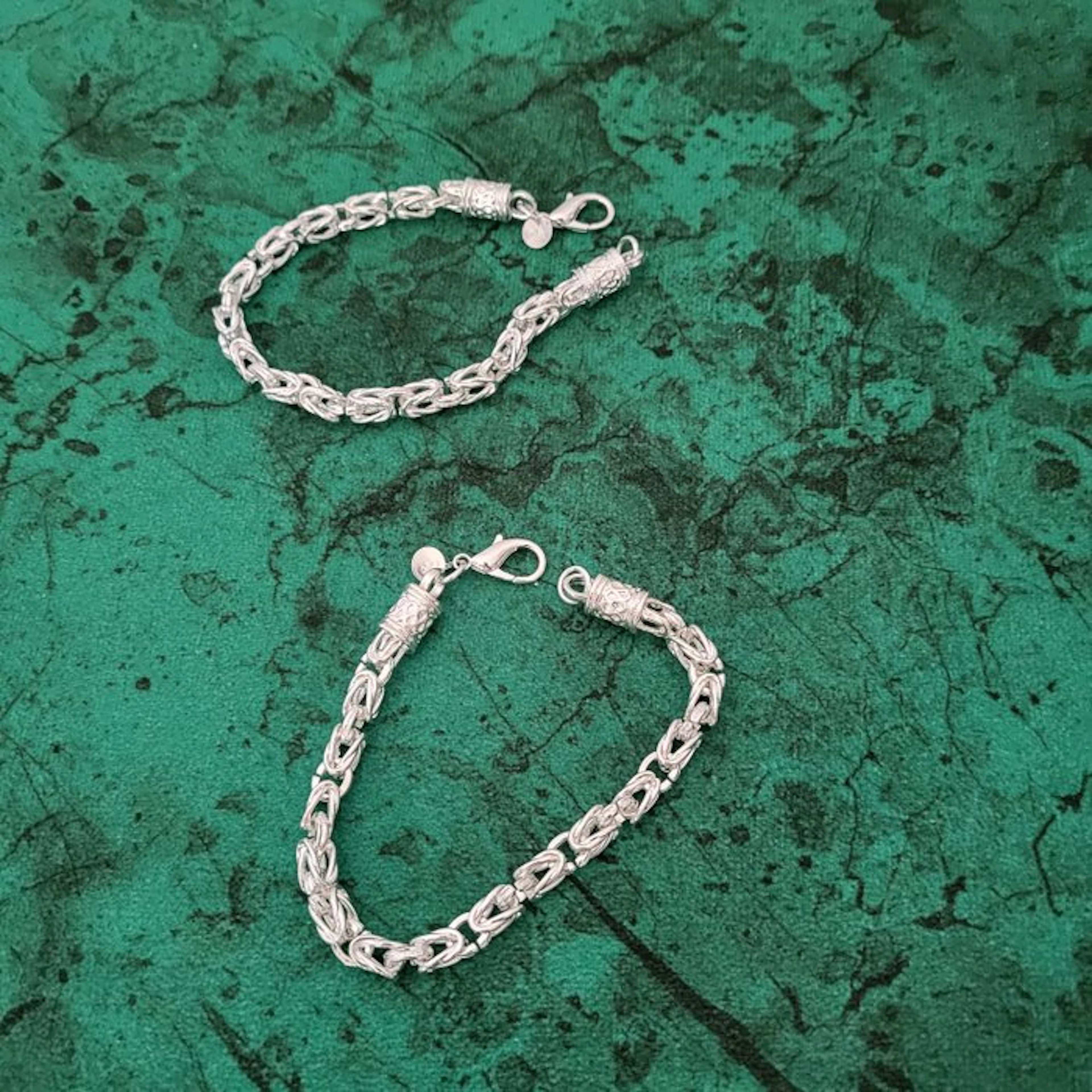 No reserve price - Bracelet Silver - Pair of Ar Bracelets