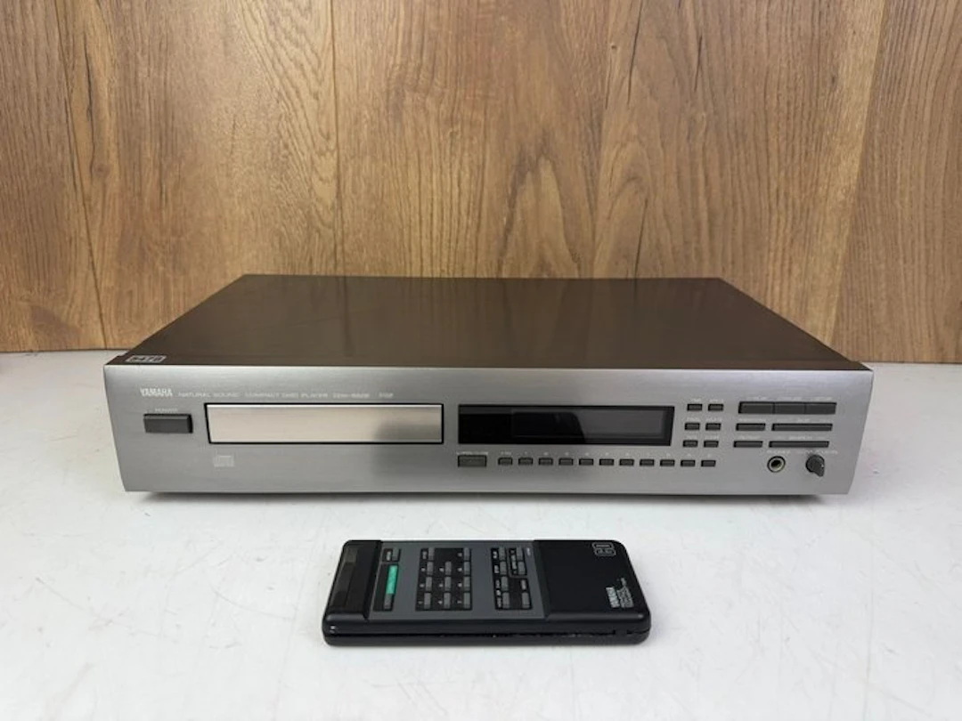 Yamaha - CDX-550E CD player