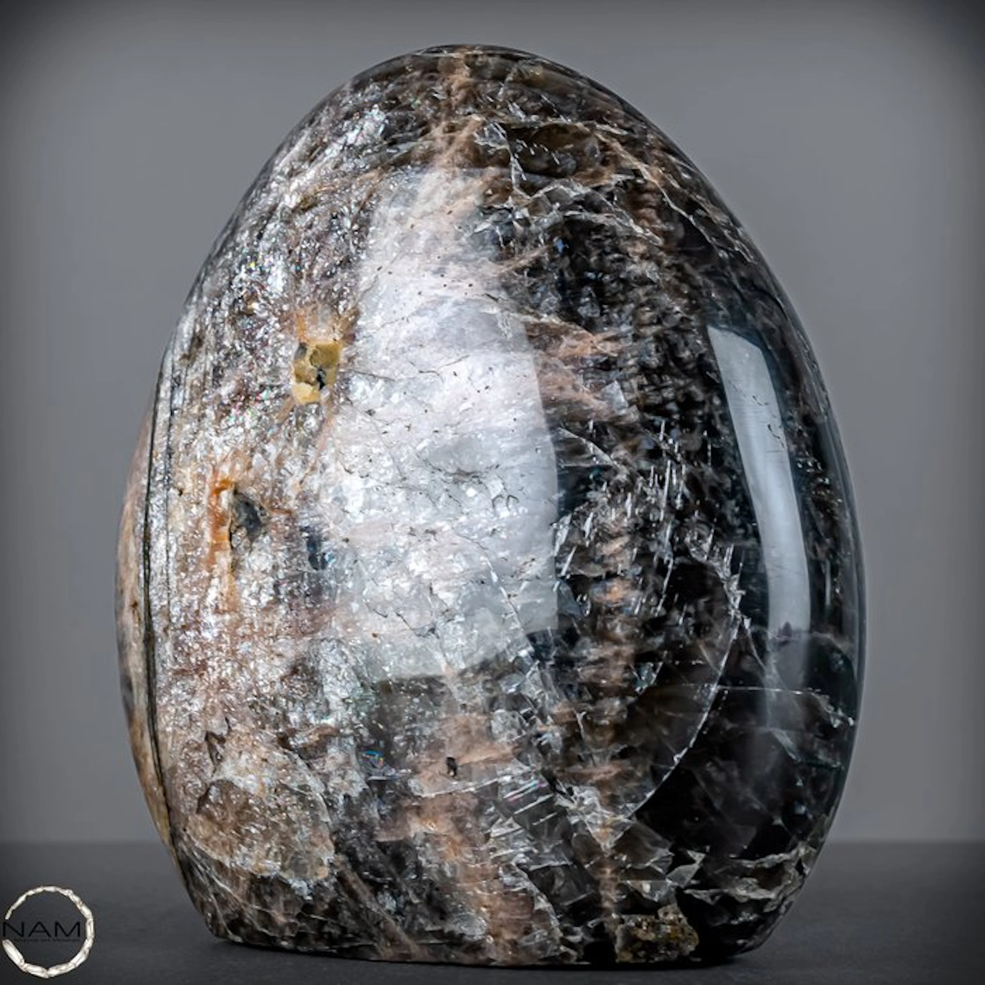 Exclusive moonstone freeform – A play of light and mysterious depth- 1471.99 g