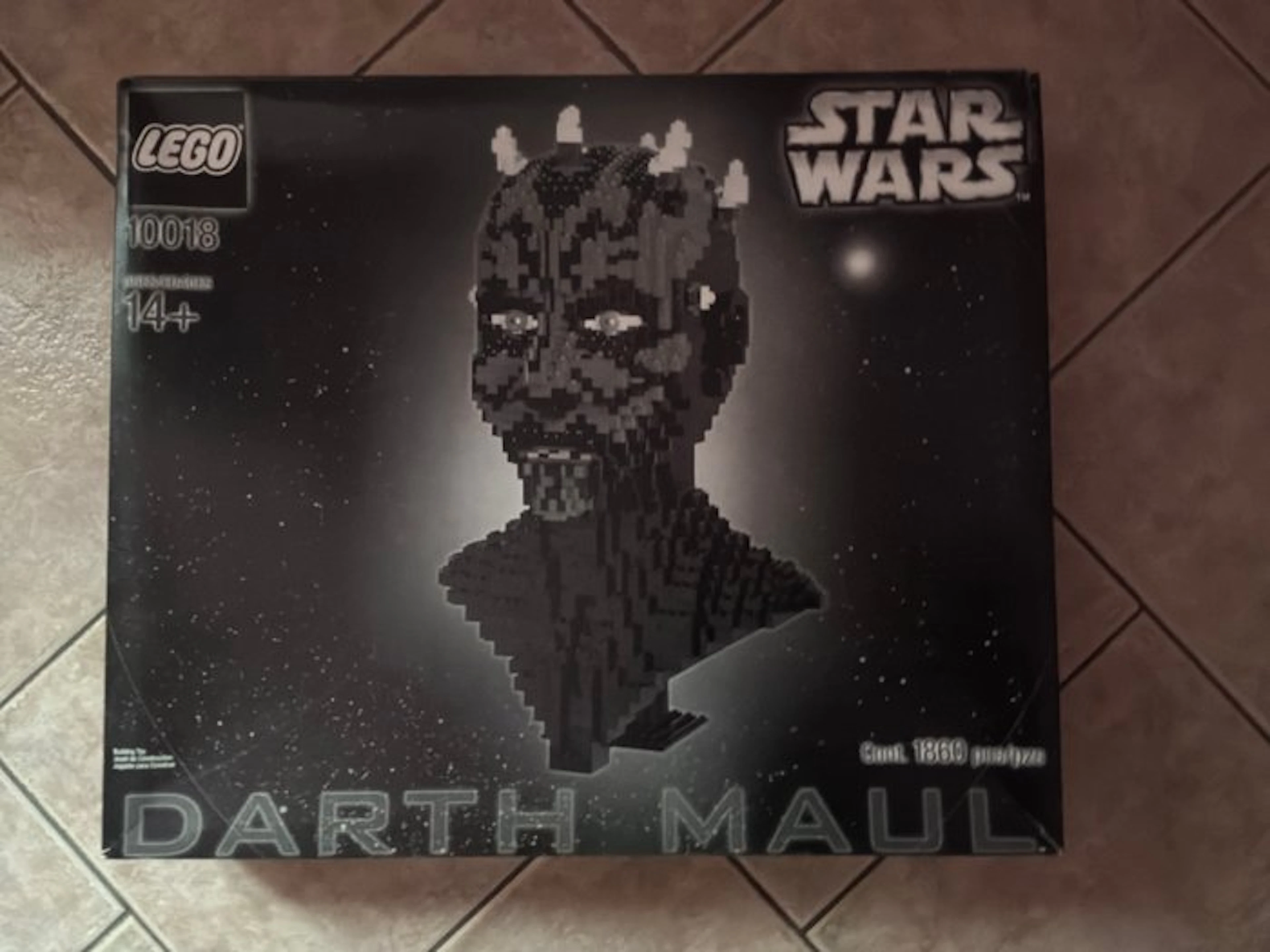 LEGO Set - 10018 - Star Wars - Darth Maul UCS