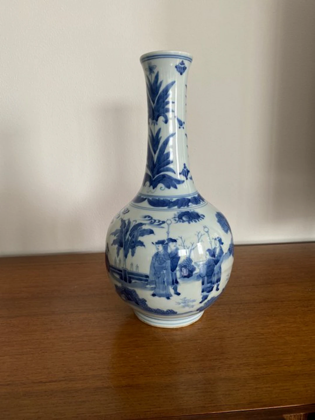 Vase - Porcelain - China - possibly older
