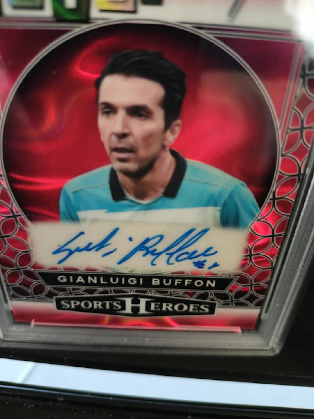 2025 Leaf Sports Heroes Gianluigi Buffon #GB2 Autographed card