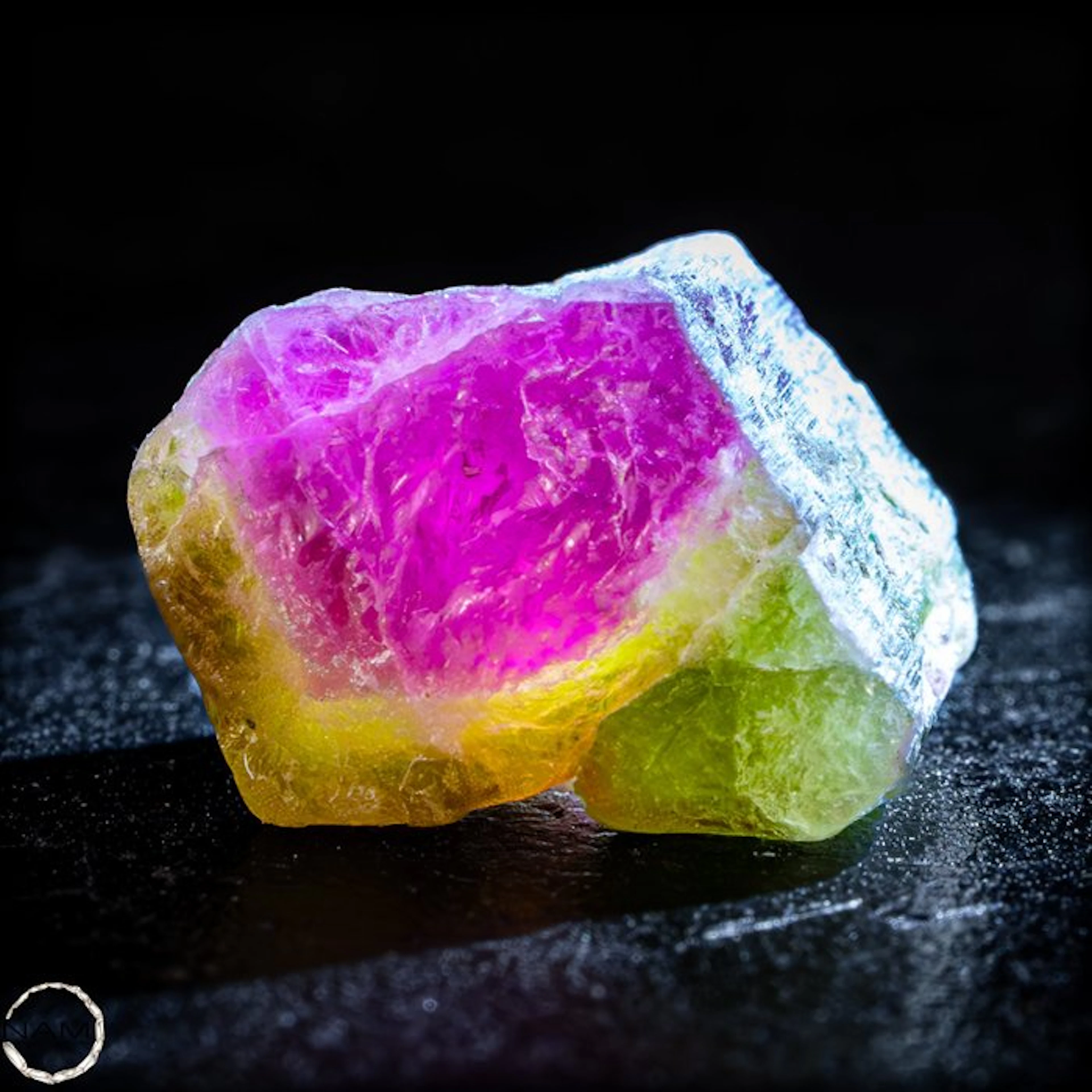 Watermelon Tourmaline – Elegant crystal with intense...