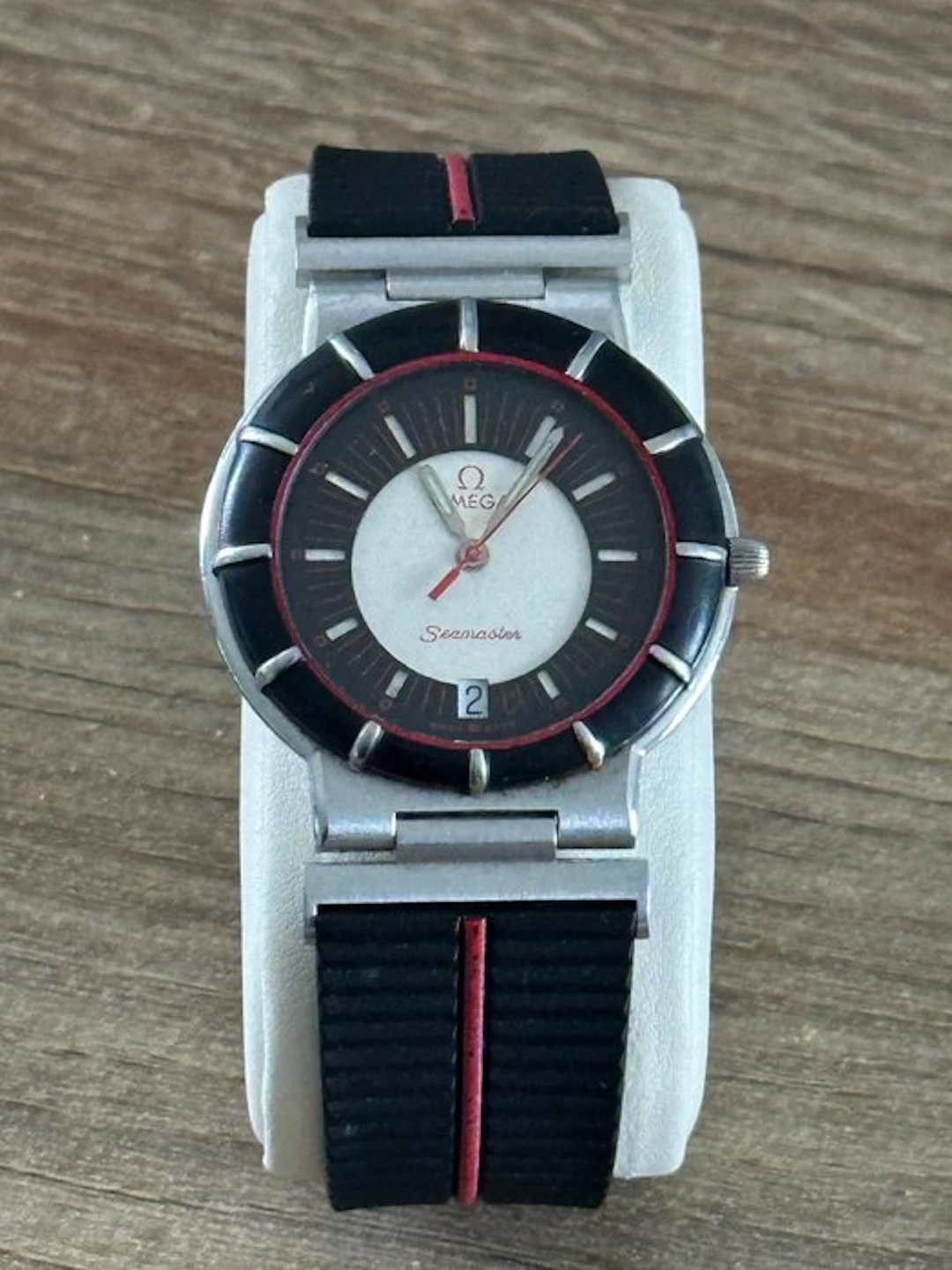 Omega - Seamaster Dynamic Quartz - Calibre 1430 - No...