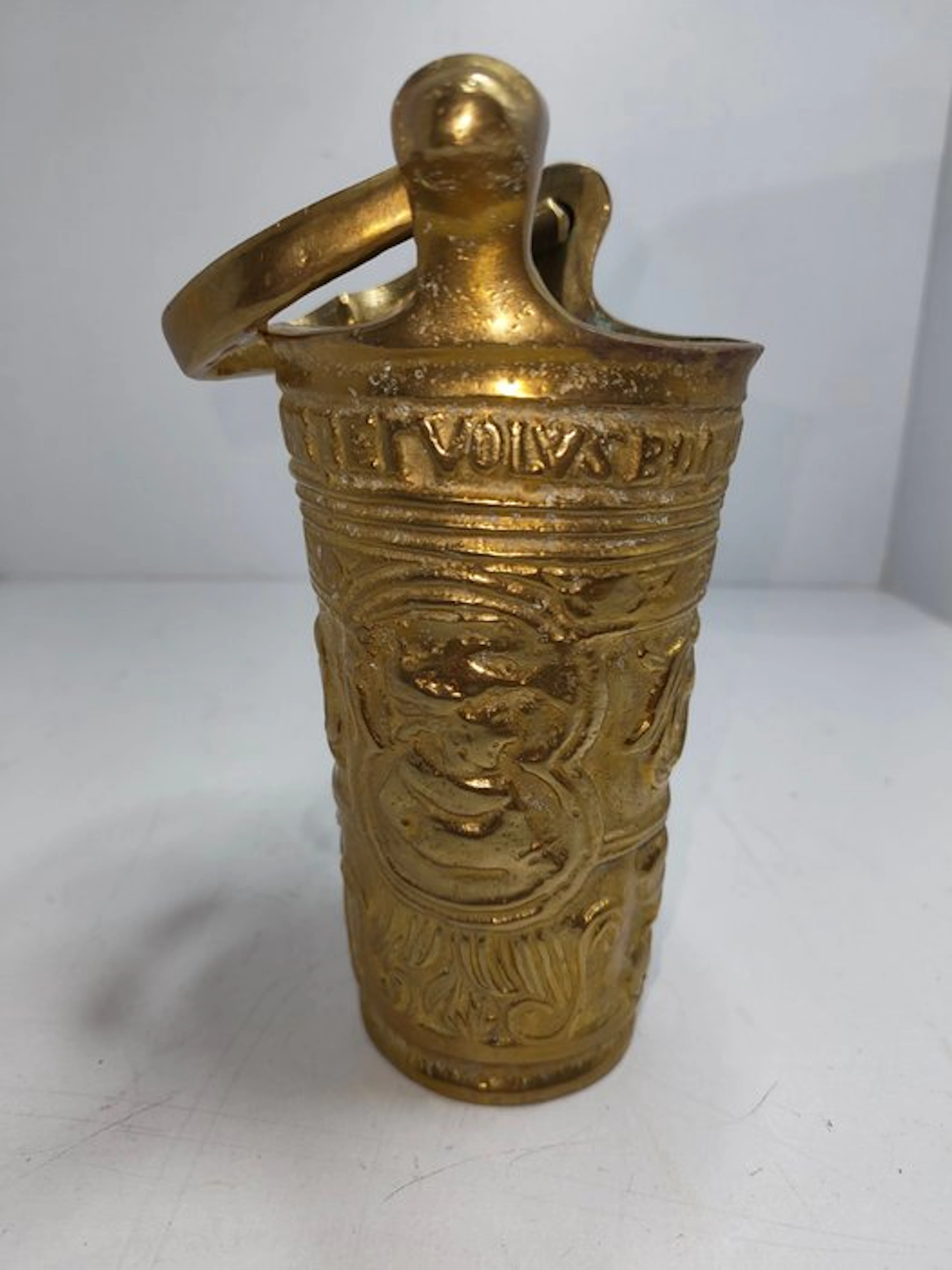 Antique inspired Altarpiece - Cast brass - 1920-1930 - Water bucket (Situla)