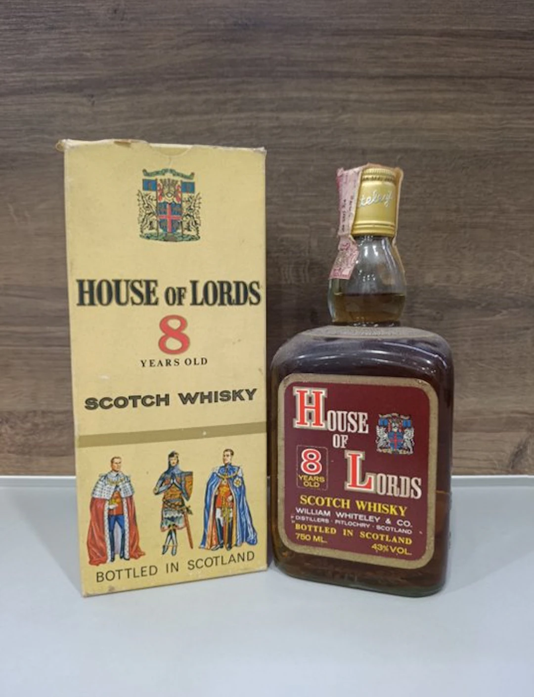 House of Lords 8 years old - b. 1970s - 750ml