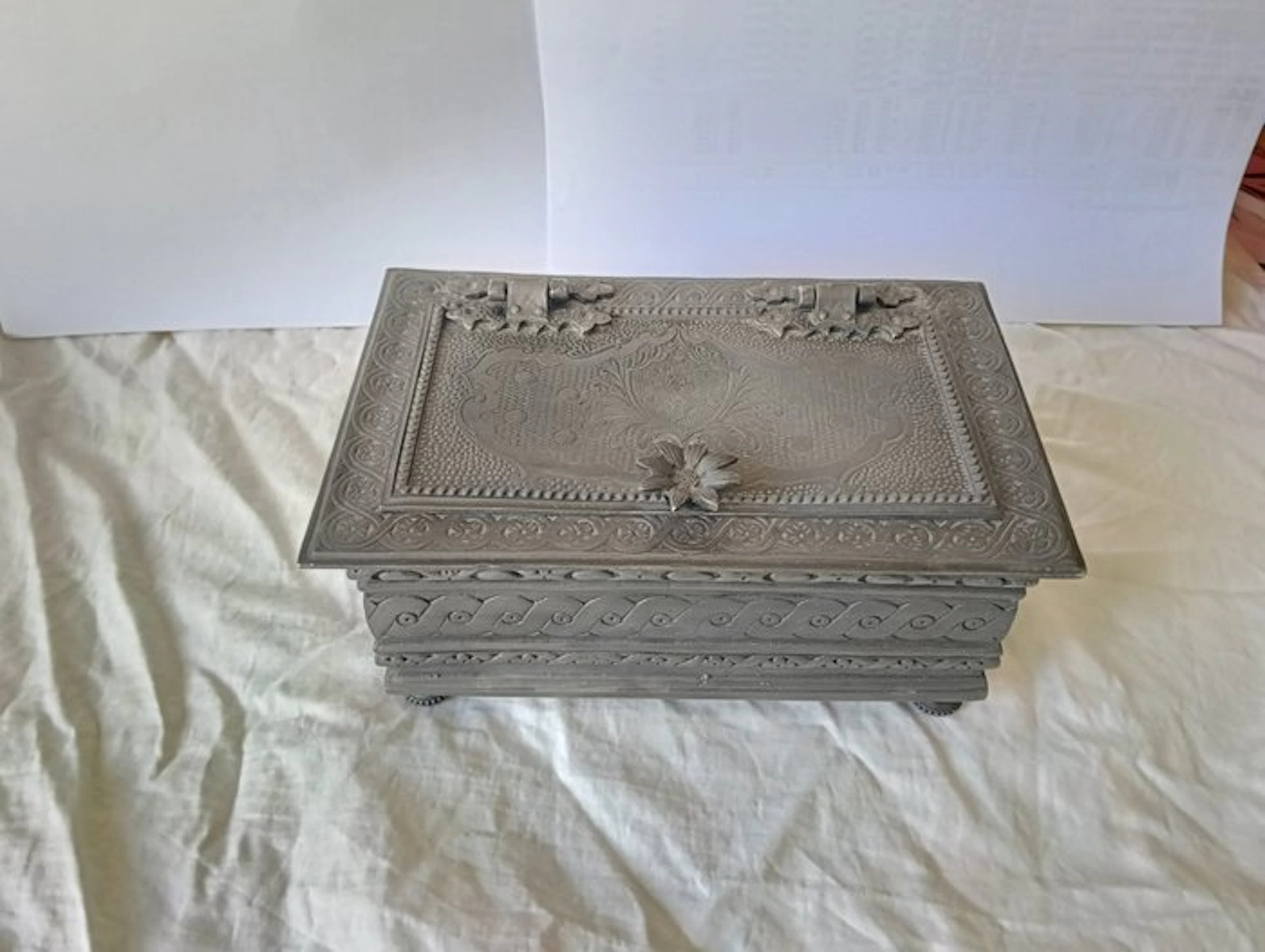 Decorative ornament - Italy - Cigar box