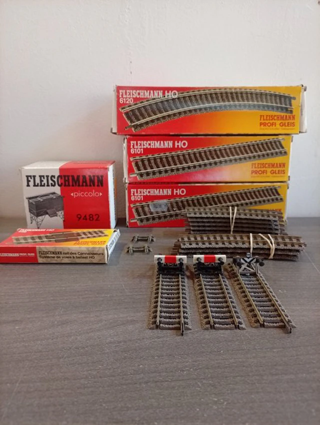 Fleischmann H0 - Model train tracks (46)...
