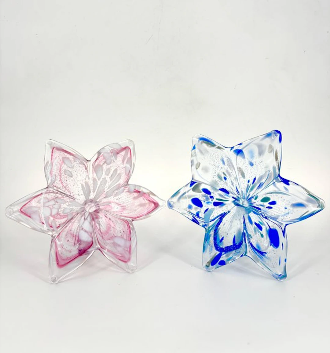 Centrepiece (2) - Glass - Flowers in Artistic Glass
