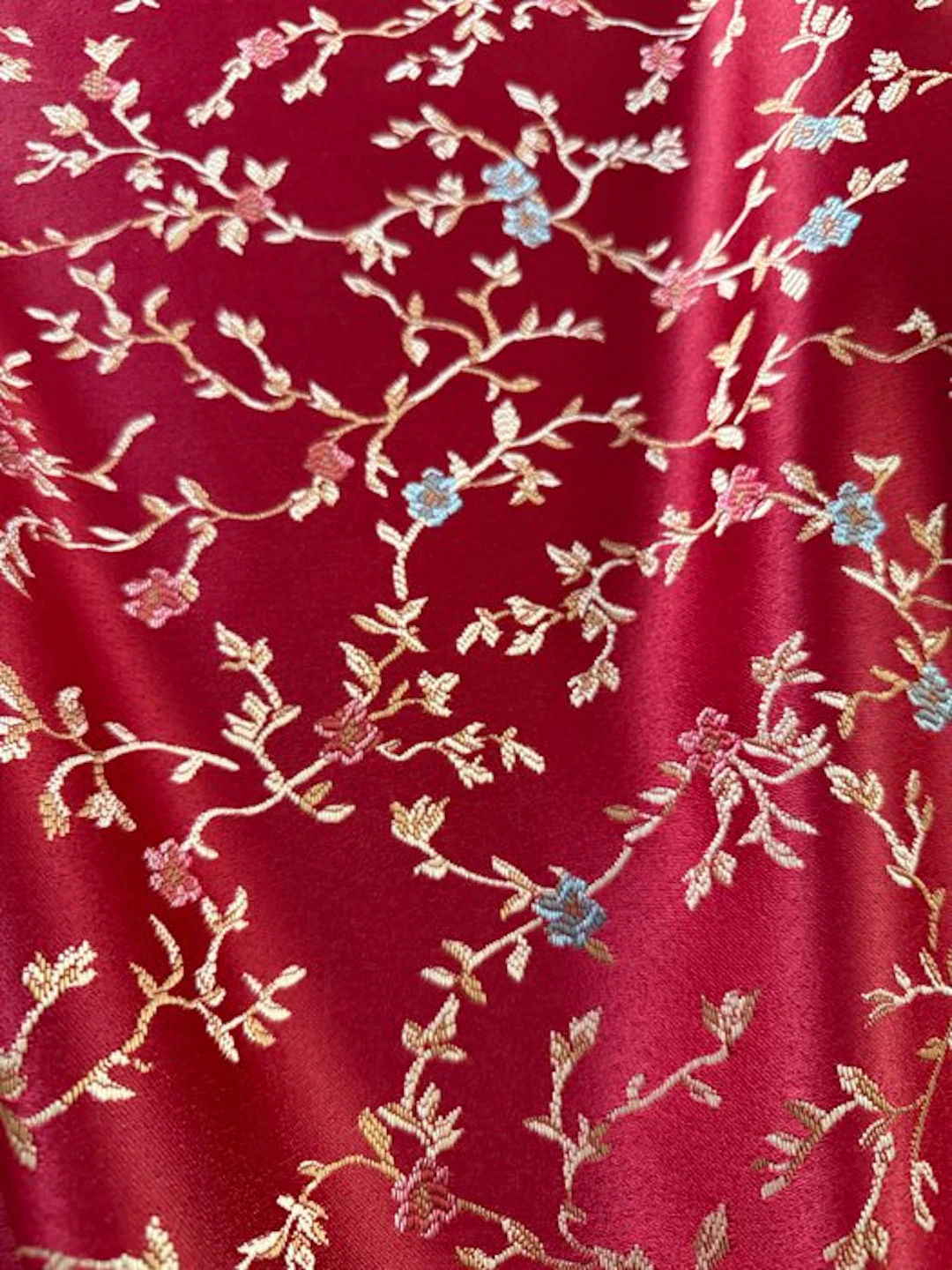 Fleur d’or - Elegante tessuto San Leucio rosso bordeaux...