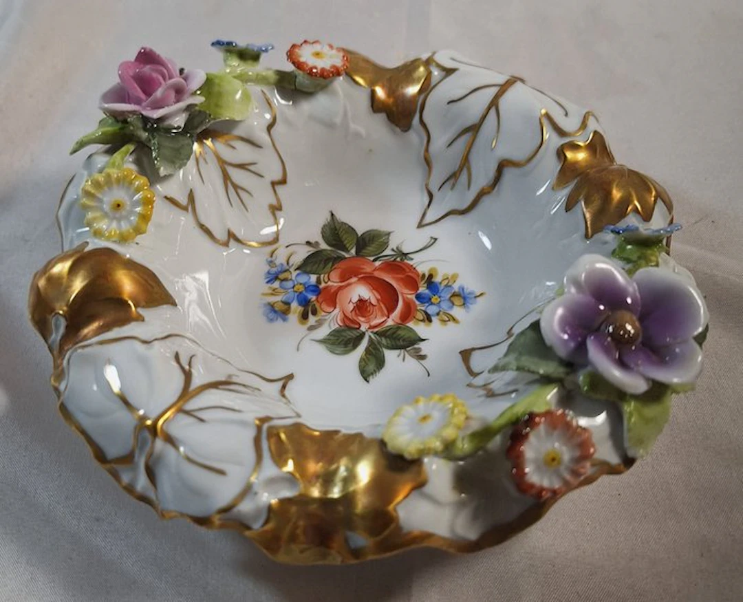 von Schierholz - J.Freitag - Bowl - Porcelain - with gilding