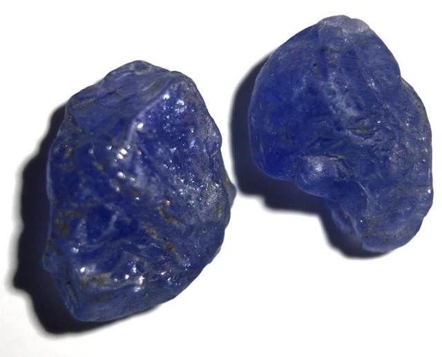 No Reserve - 23.50 ct Excellent Transparent Blue Tanzanite - Rough- 4.7 g - (2)
