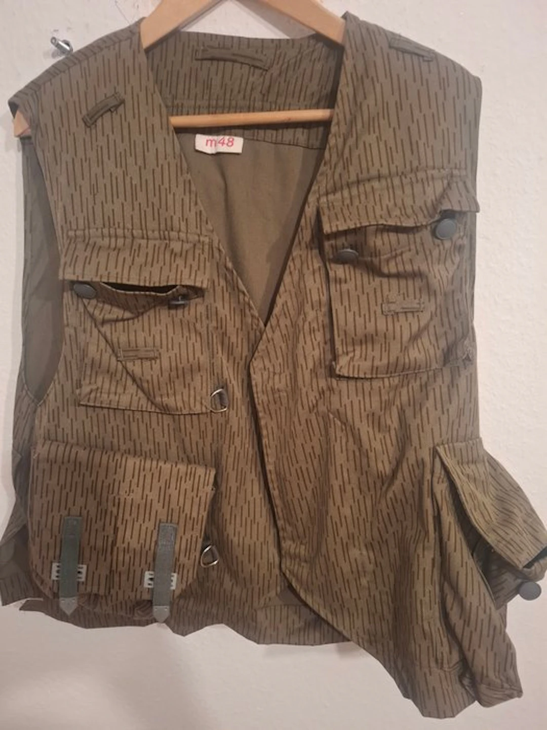 Germany - NVA Paratrooper Combat Vest - Military equipment