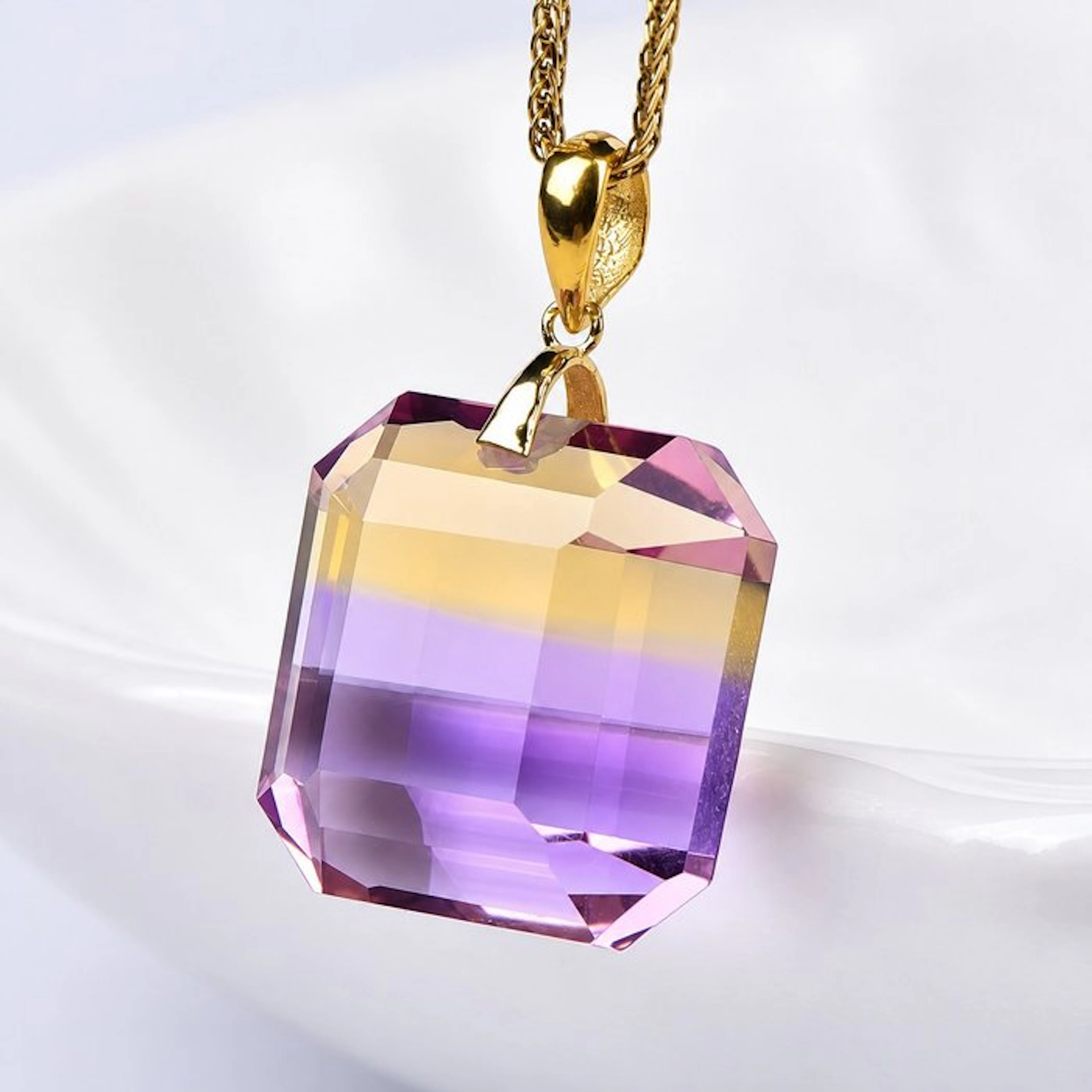 No reserve price - Necklace with pendant - 18 kt