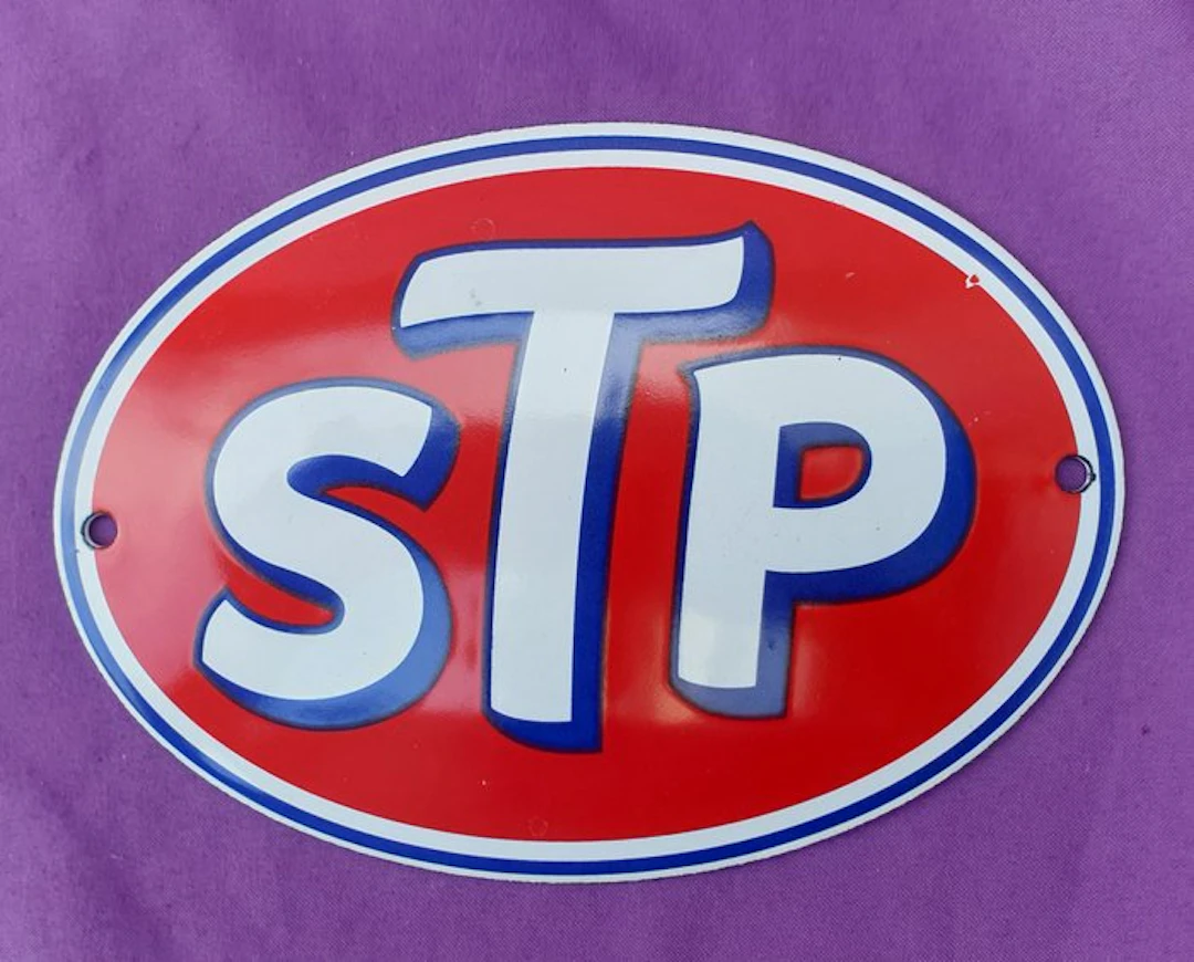 STP - STP enamel sign - Enamel sign - Enamel, Metal