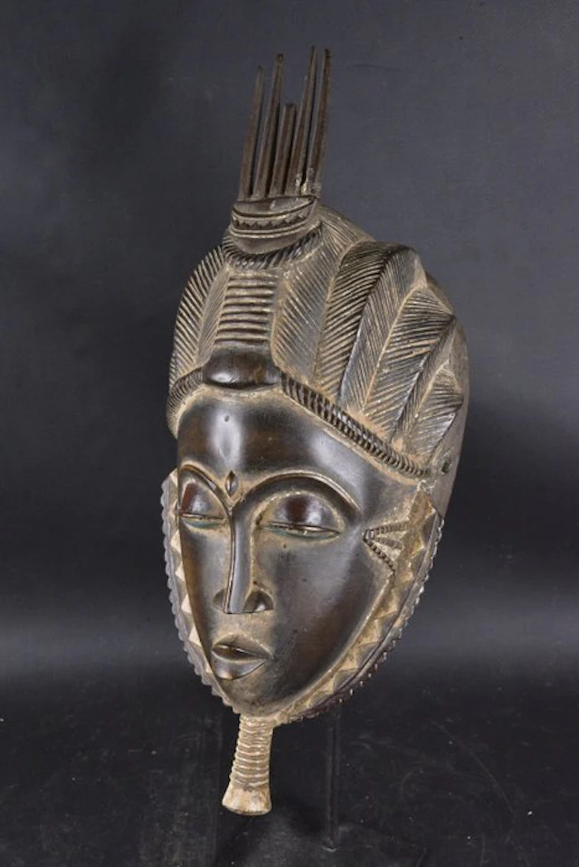 Mblo mask of rejoicing - Baule - Côte d'Ivoire