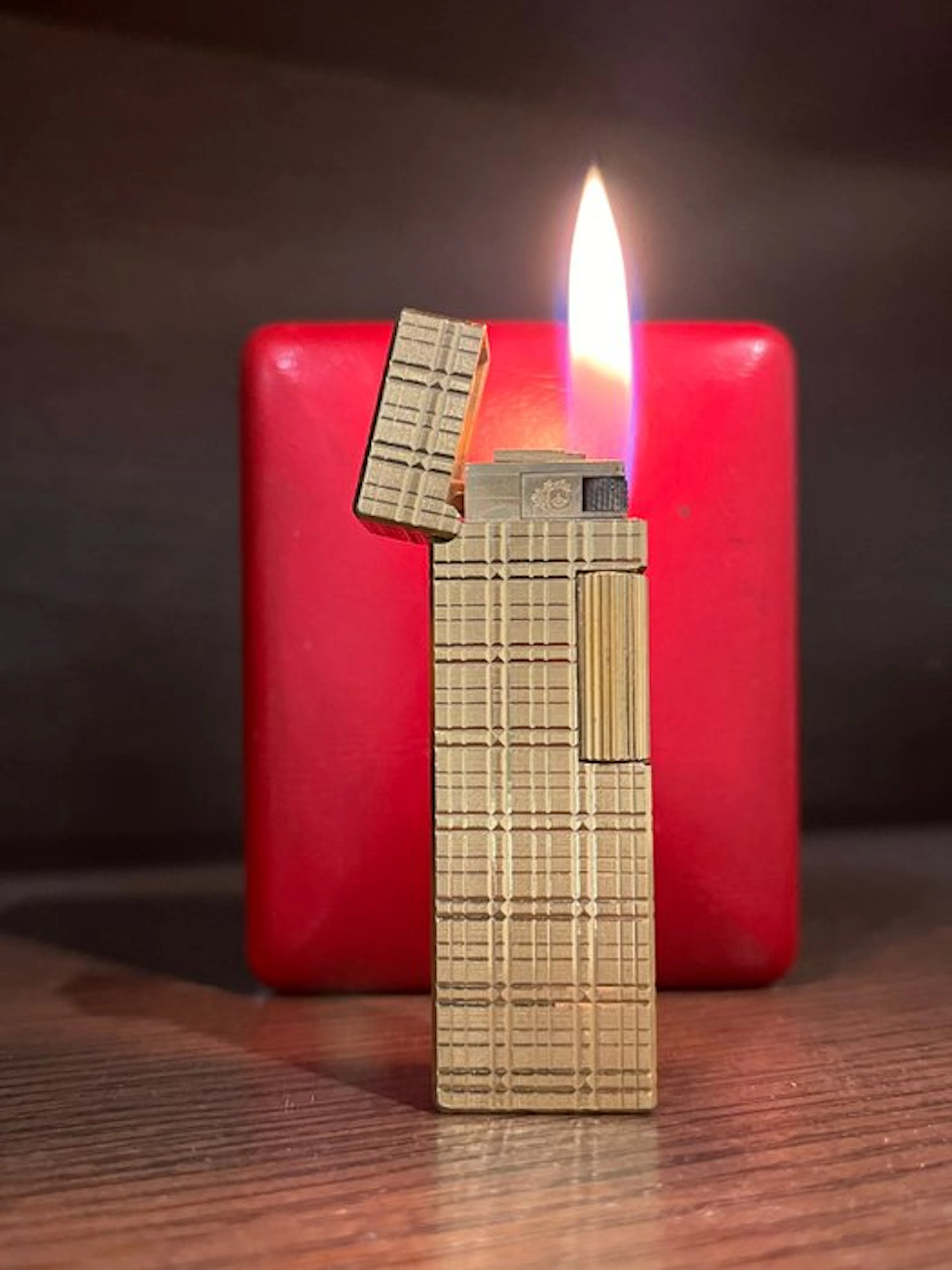 John Sterling Colibri - No reserve price - Pocket lighter - Gold-plated