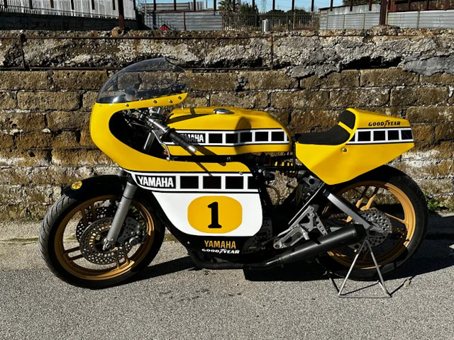 Yamaha - Replica Kenny Roberts - 400 cc - 1982