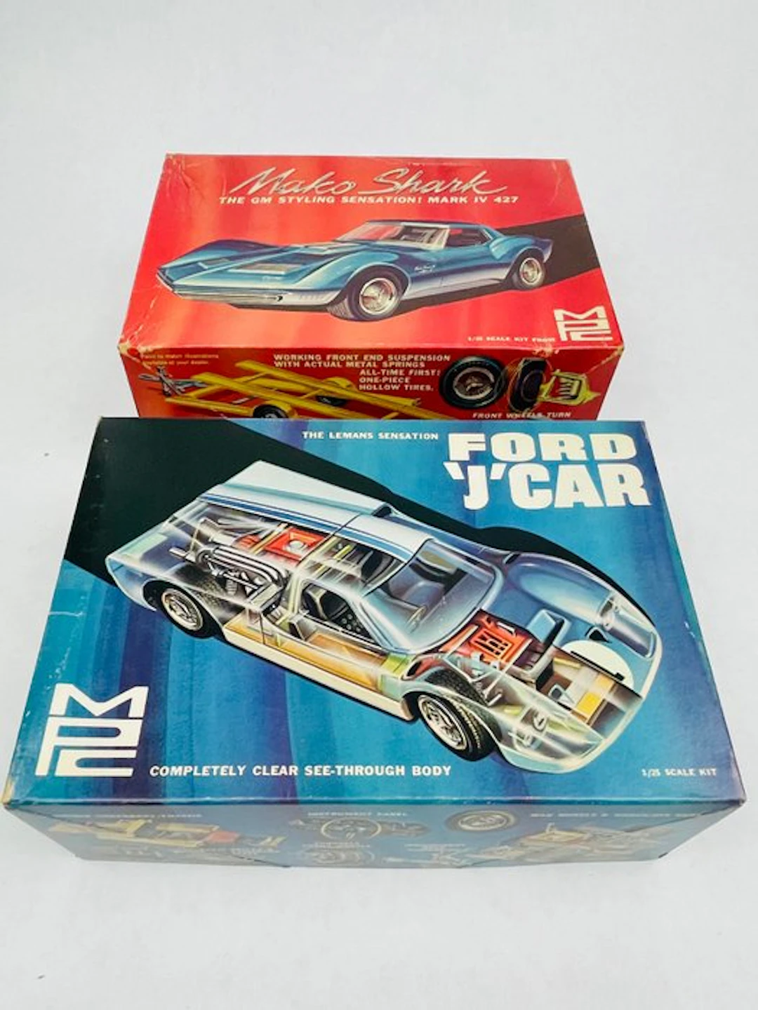 MPC 1:25 - Model kit (2) - Mako Shark; Ford J'Car - Rare models