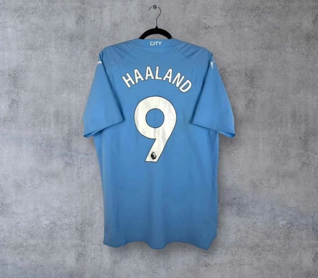 Manchester City - Britisch League - Erling Haaland - 2023 - Football shirt