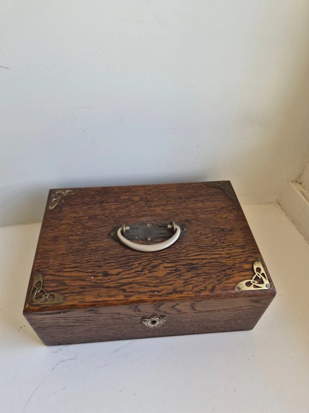 Bazar Vaudois à Lausanne - Case - Oak