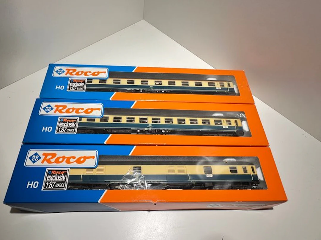 Roco H0 - 44746/44747/44750 - Model train passenger carriage set (3) - DB