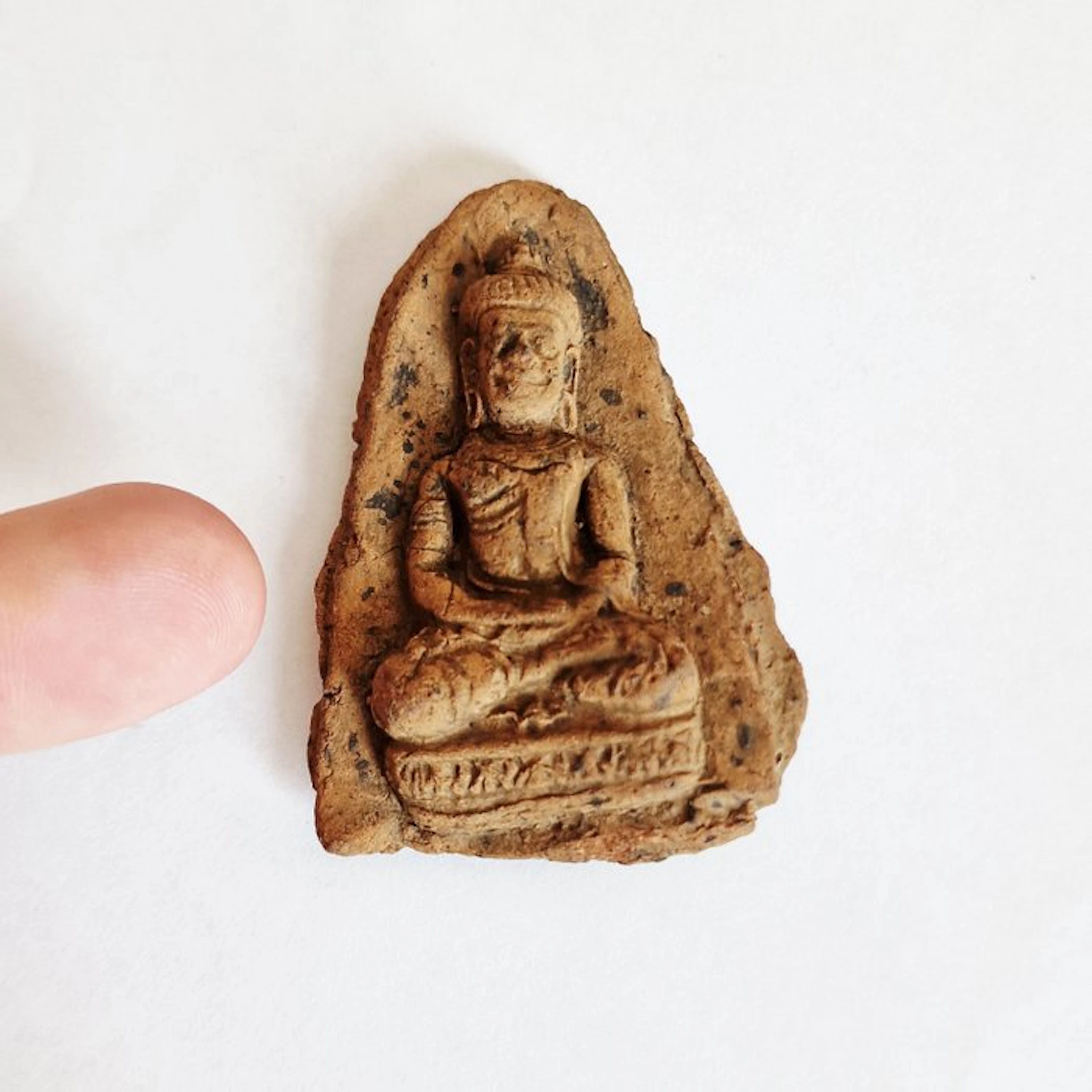 Ancient Indochinese Terracotta Sitting Buddha Votive Bead...