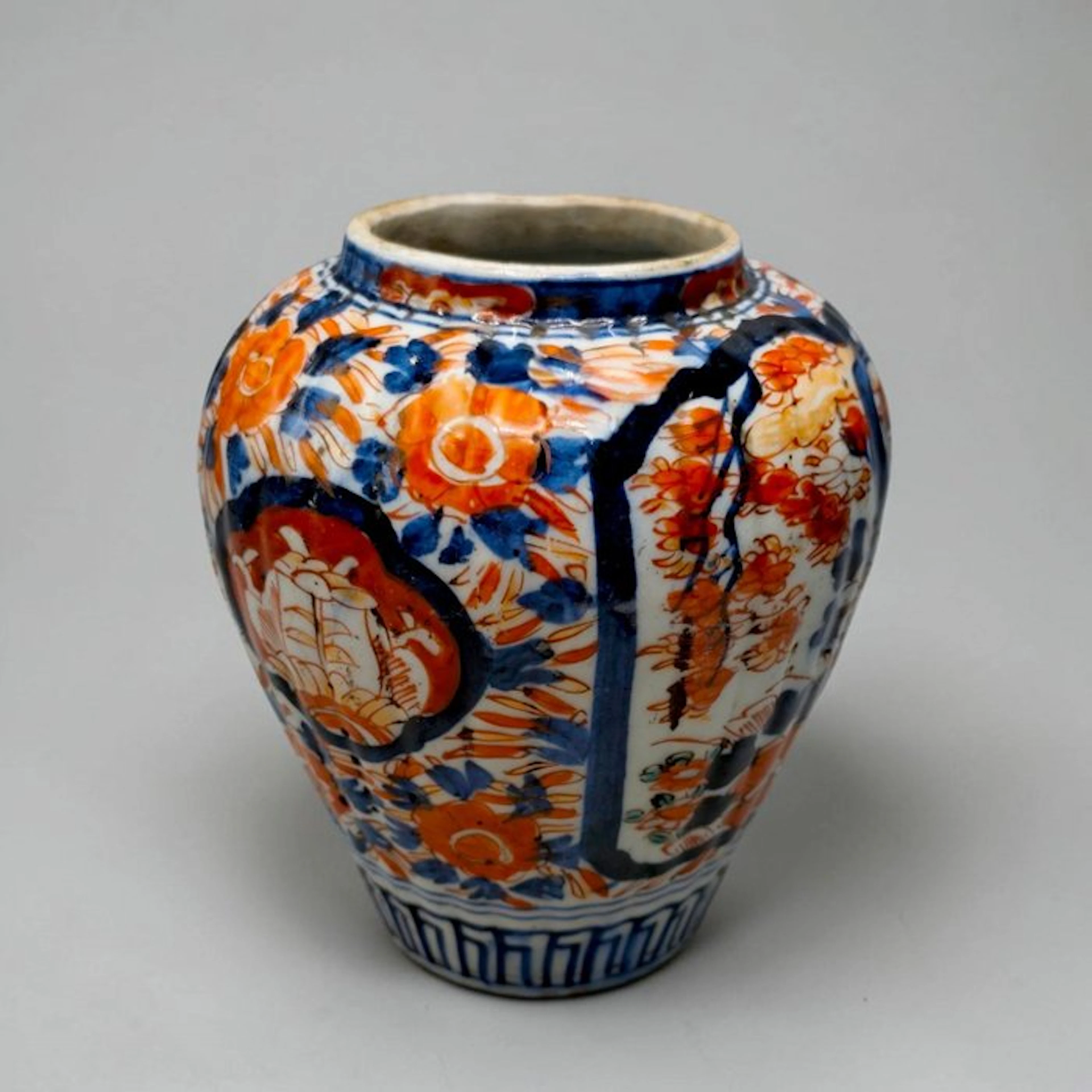 Vase - Porcelain - Japan - Meiji period (1868-1912) (No reserve price)
