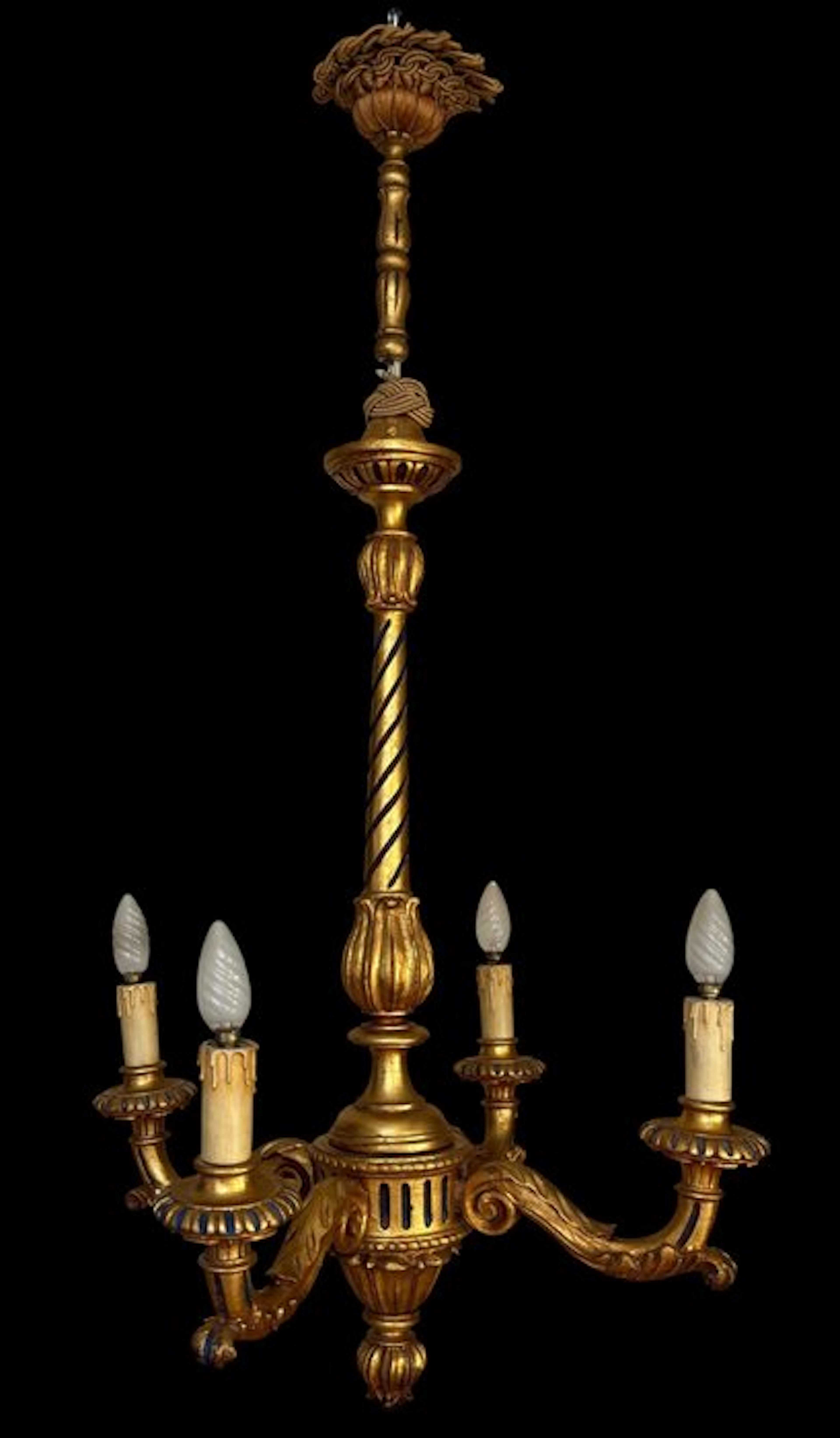 Chandelier - Antique 4-light chandelier – Hand-carved...