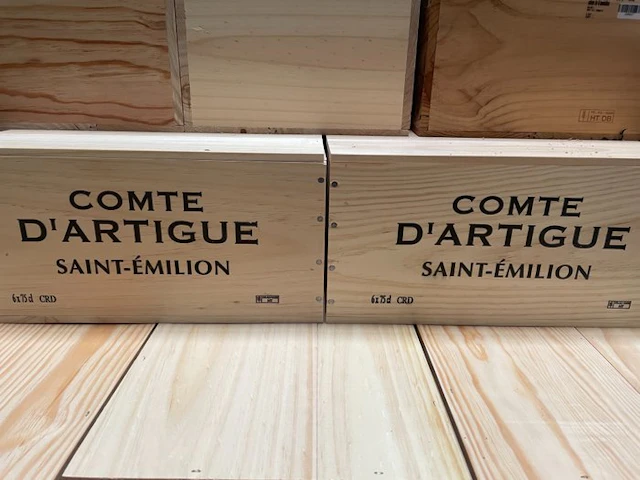 2015 Comte d'Artigue - Saint-Émilion - 12 Bottles (0.75L)