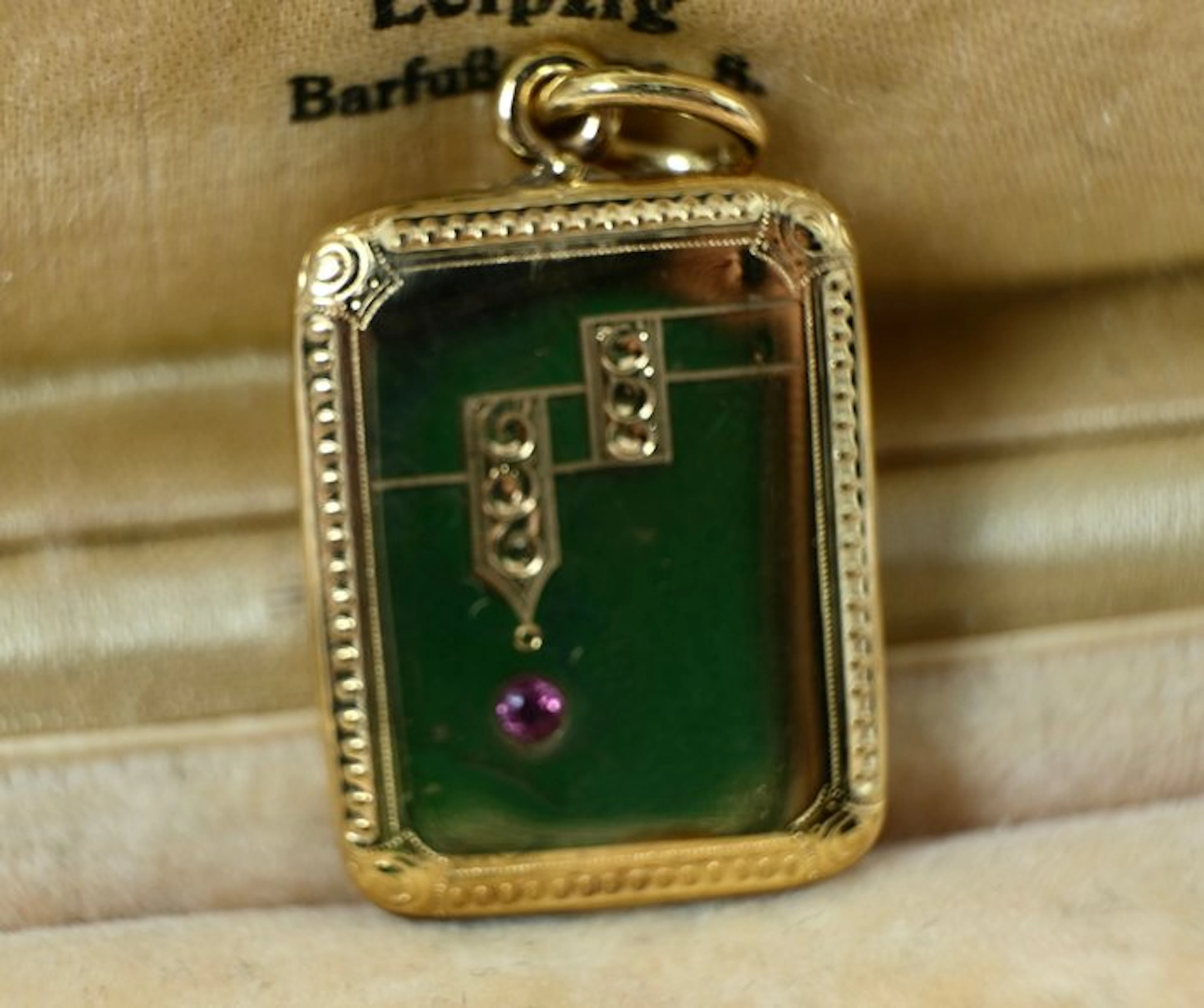 Handmade - Locket - 18 kt