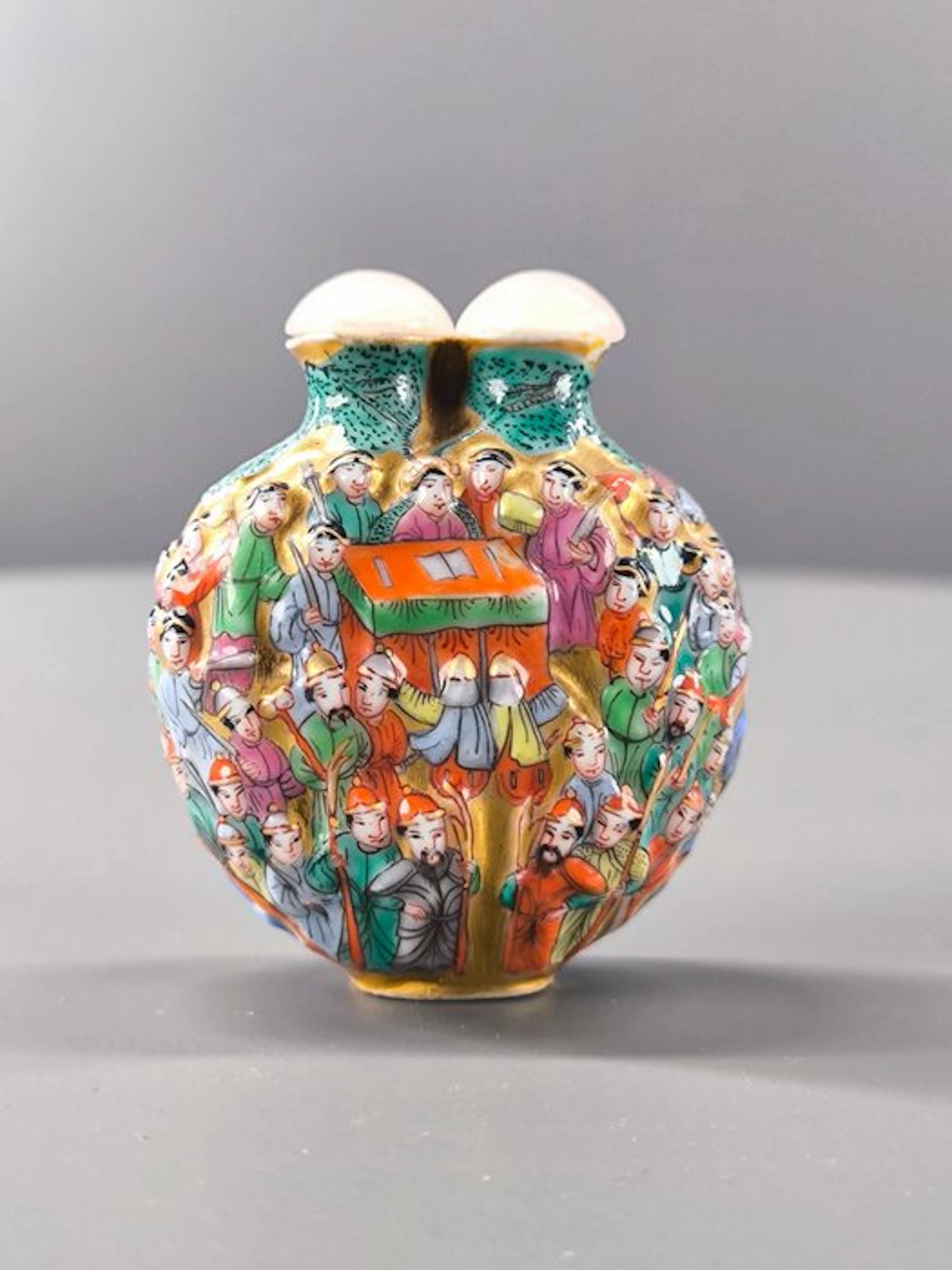 chine Molded porcelain