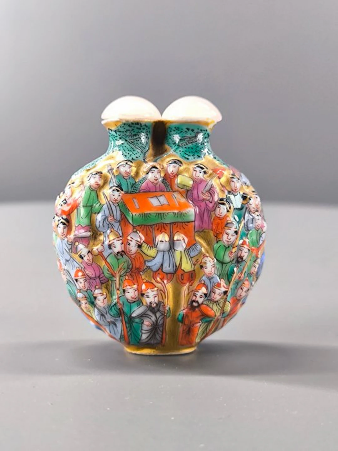 chine Molded porcelain