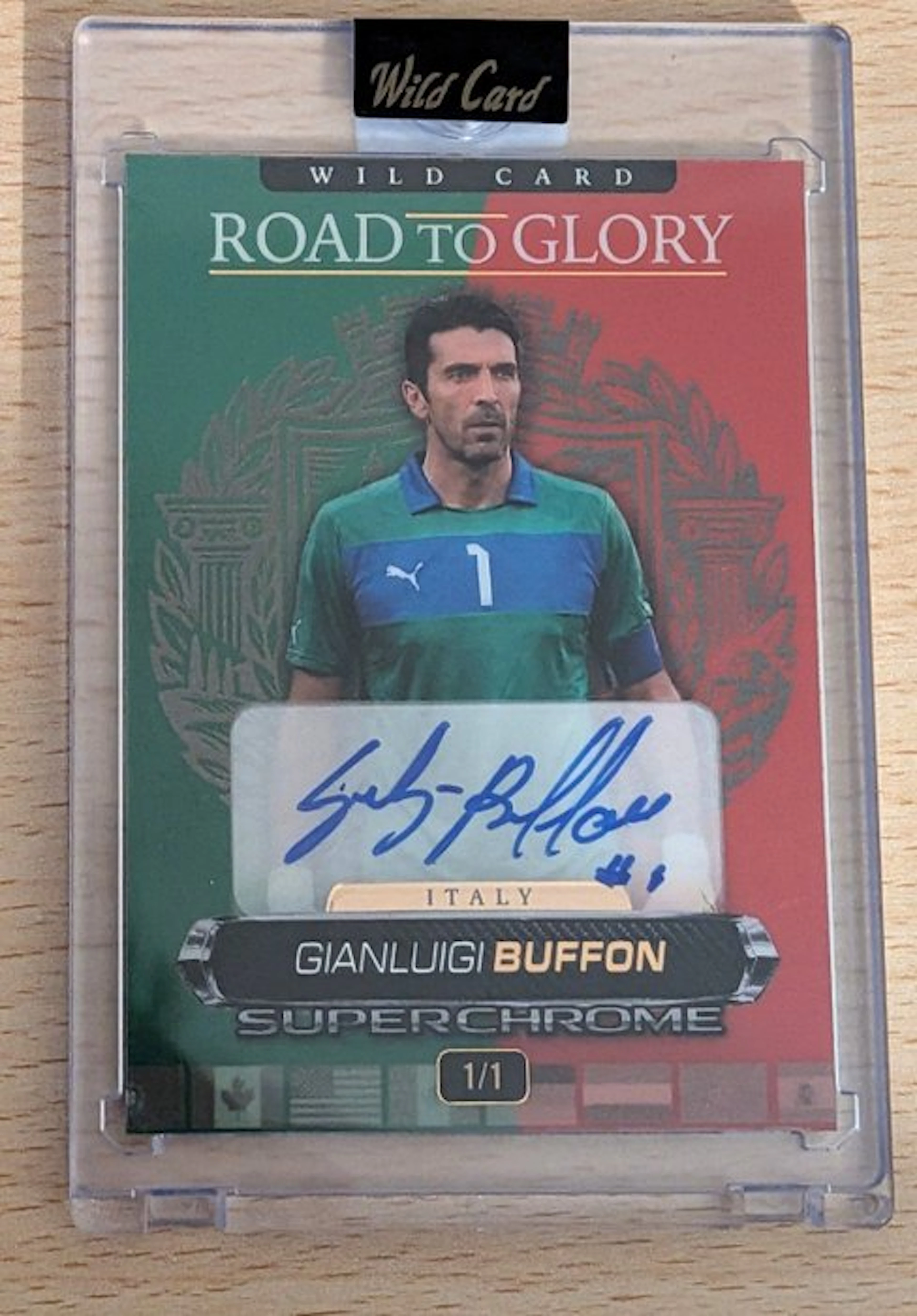 Wild Card Road to Glory Gianluigi Buffon 1/1 Autographed Card - Excellent (EX)
