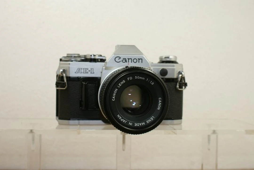 Canon AE-1 + FD 1.8/50mm + Panagor Auto Tele Converter 2x...