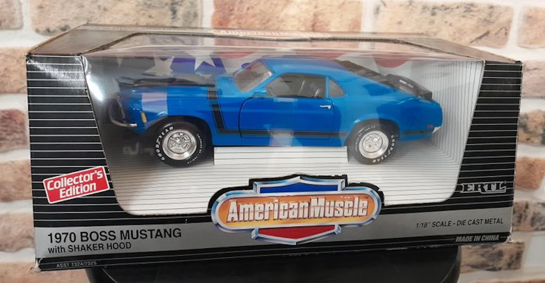 Ertl 1:18 - Model car - Ford Mustang "Boss 302" 1970 - American Muscle