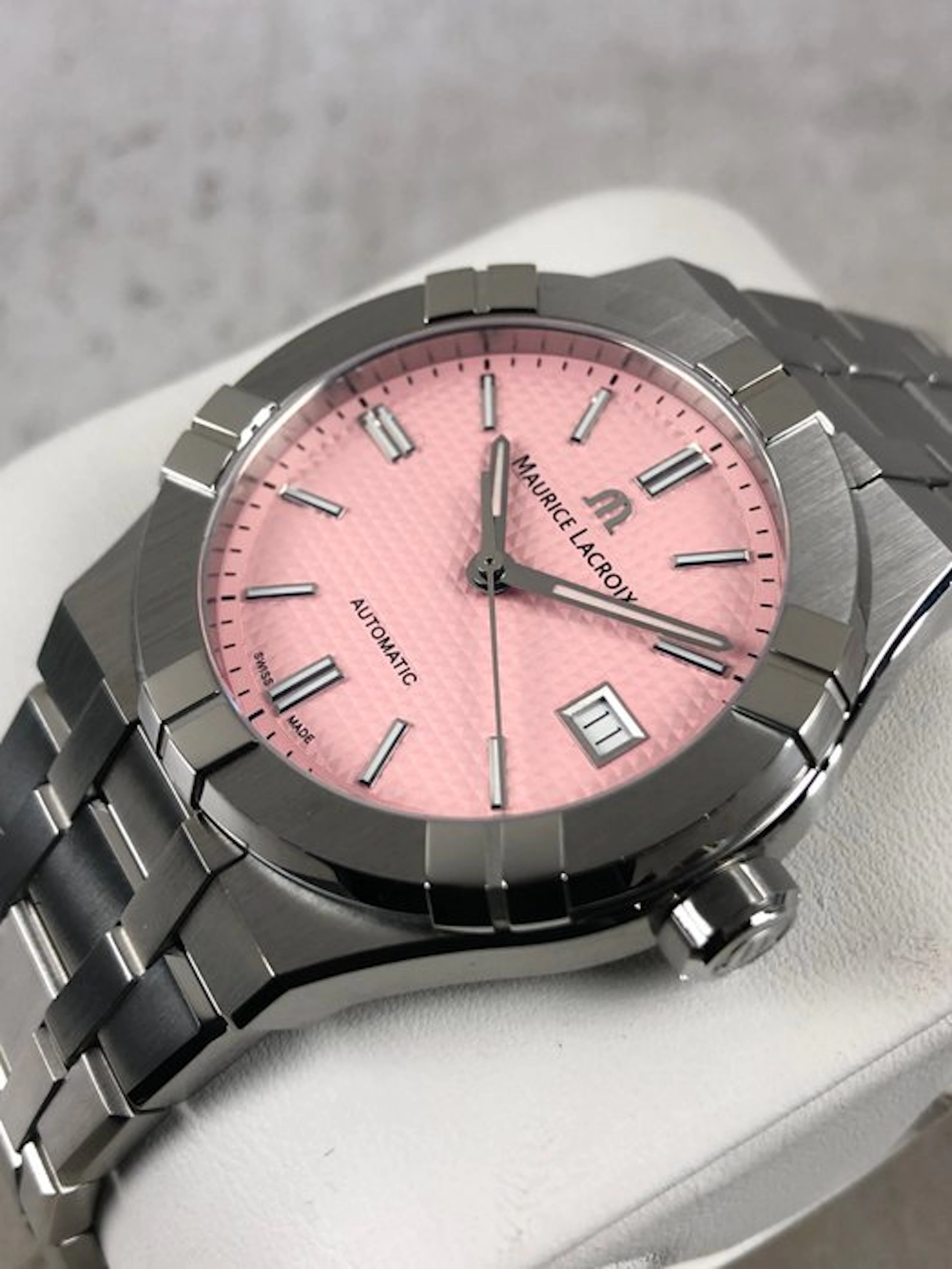Maurice Lacroix - Aikon Pink Limited Edition Automatic...