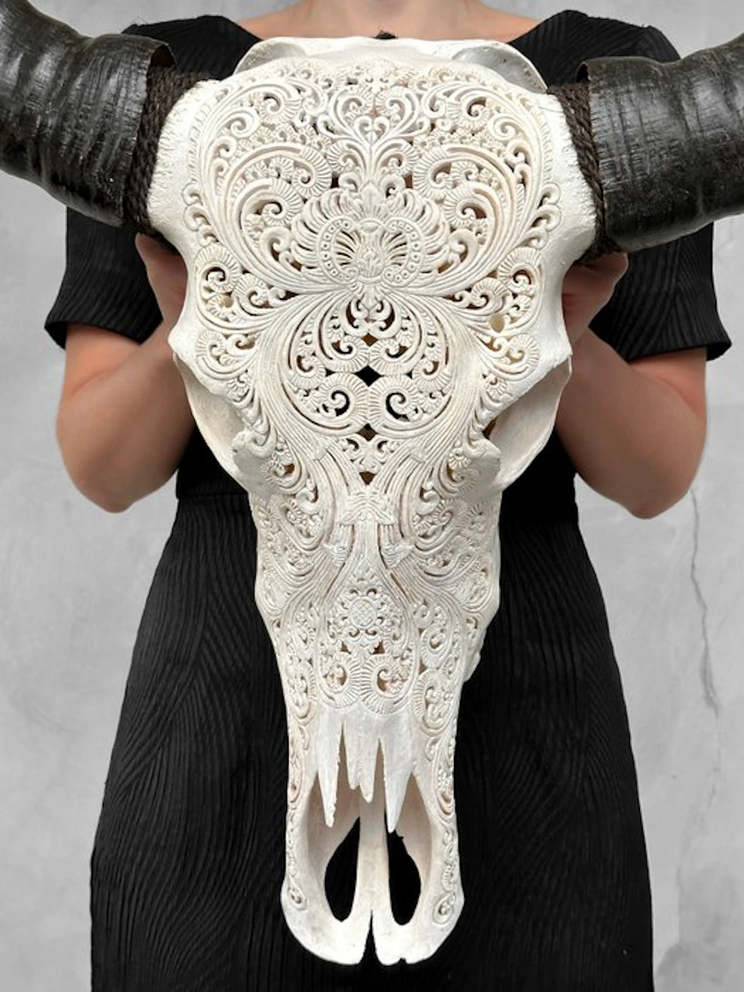 NO RESERVE PRICE - C - Authentic large hand carved white...