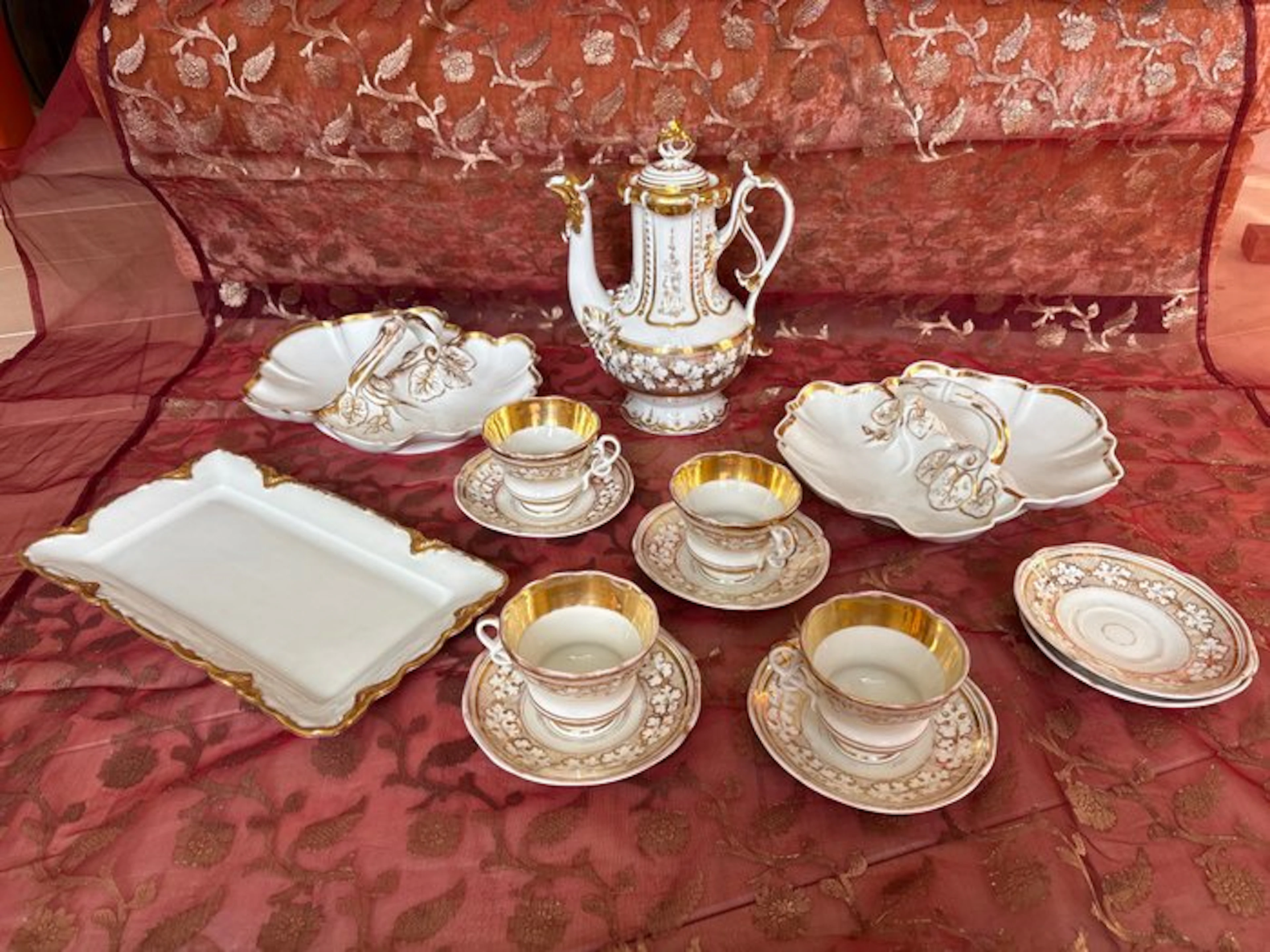 KPM, LebaTard Limoges - Table service - Porcelain, Gold