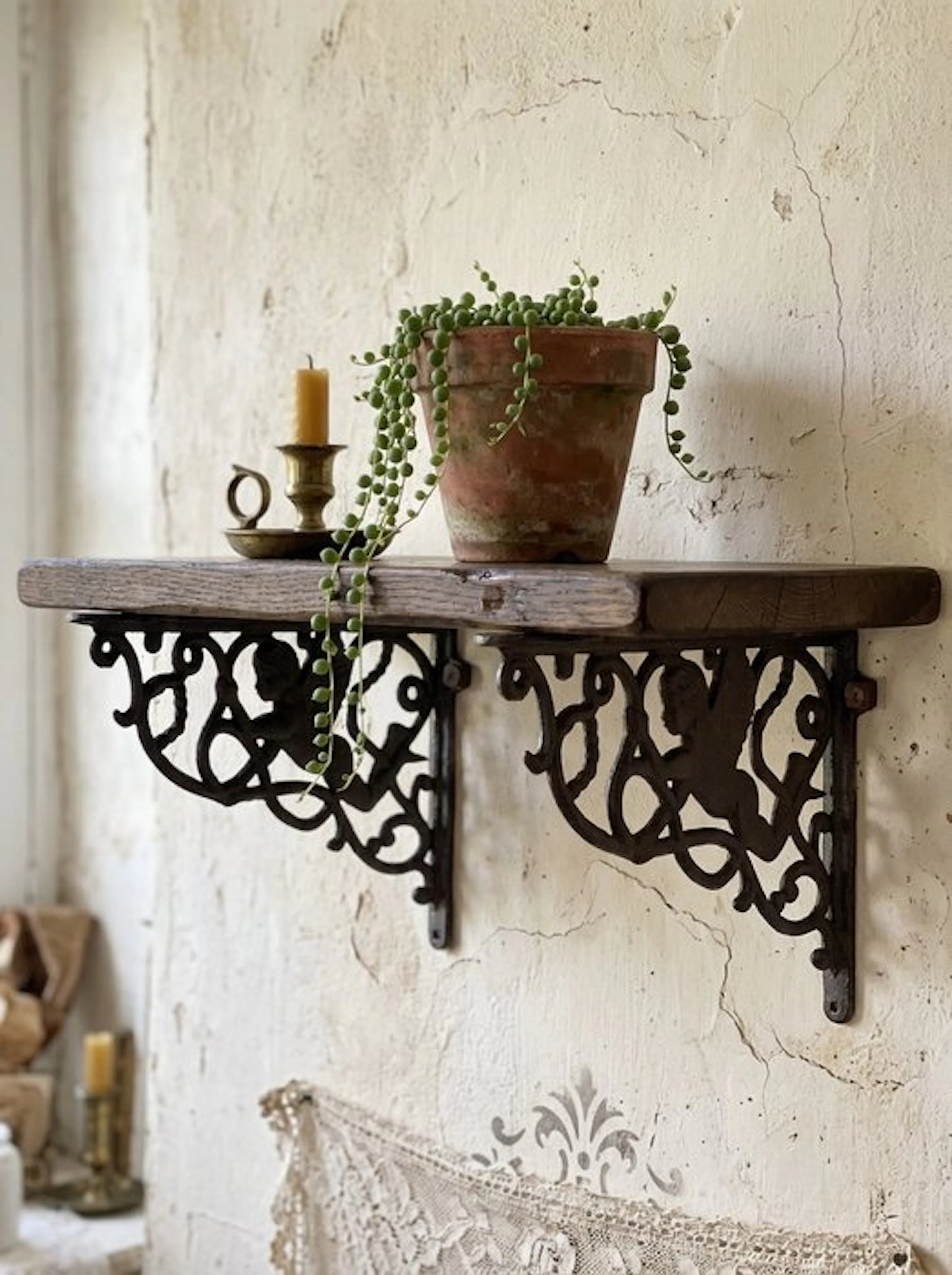 Decorative ornament (2) - Set of 2 Cast Iron Angel Wall...